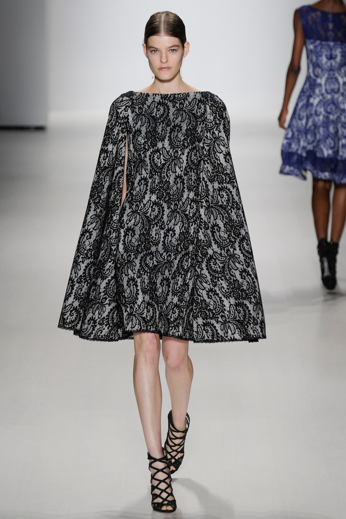 Tadashi Shoji S/S 15 Look 11