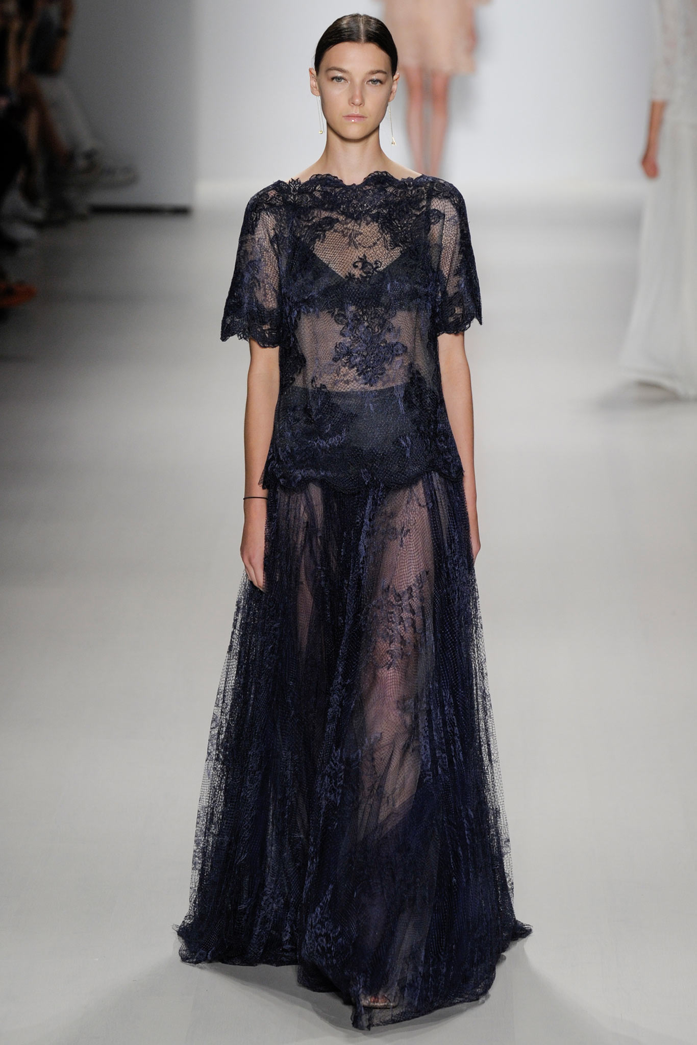 Tadashi Shoji S/S 15 Look 15