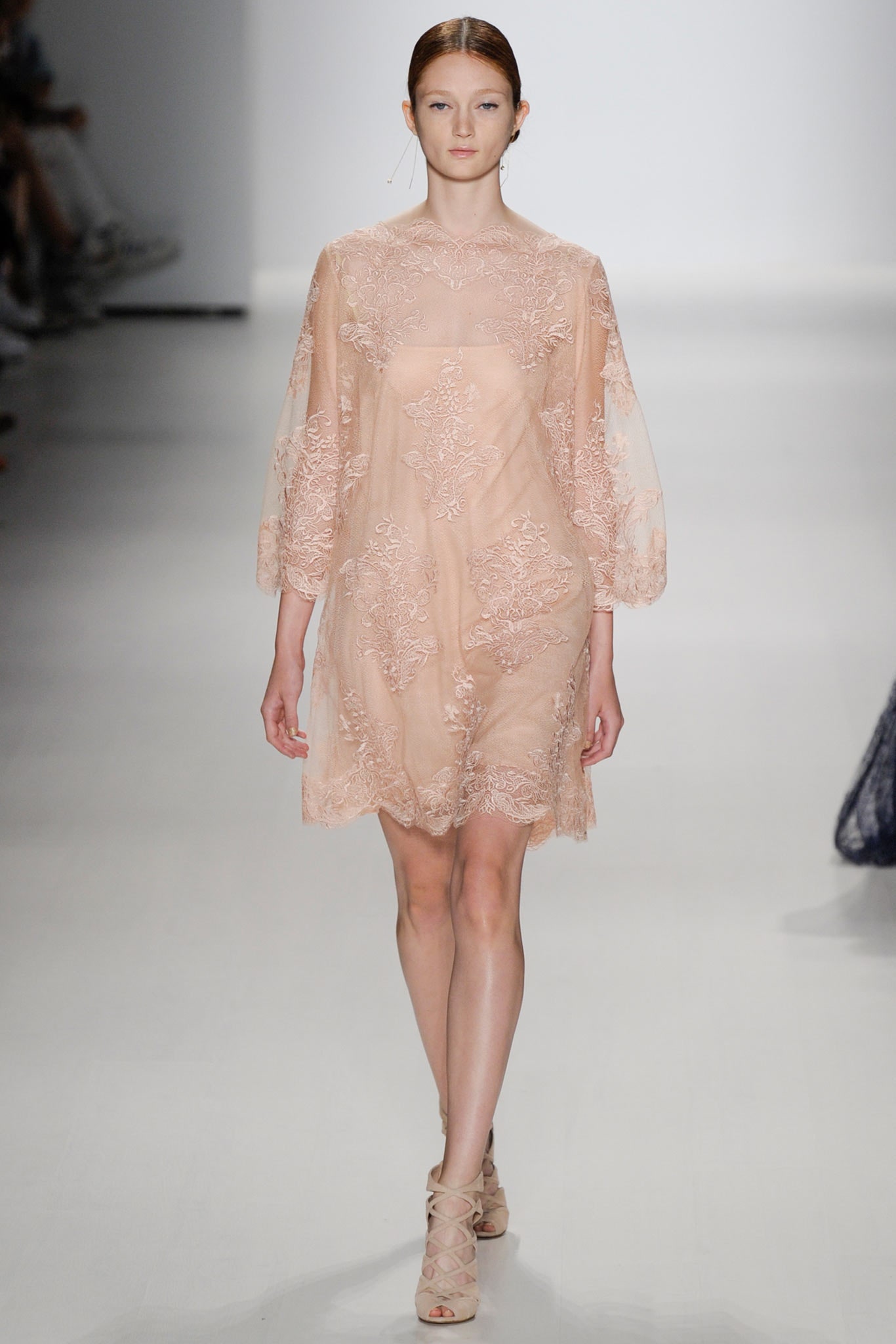 Tadashi Shoji S/S 15 Look 16