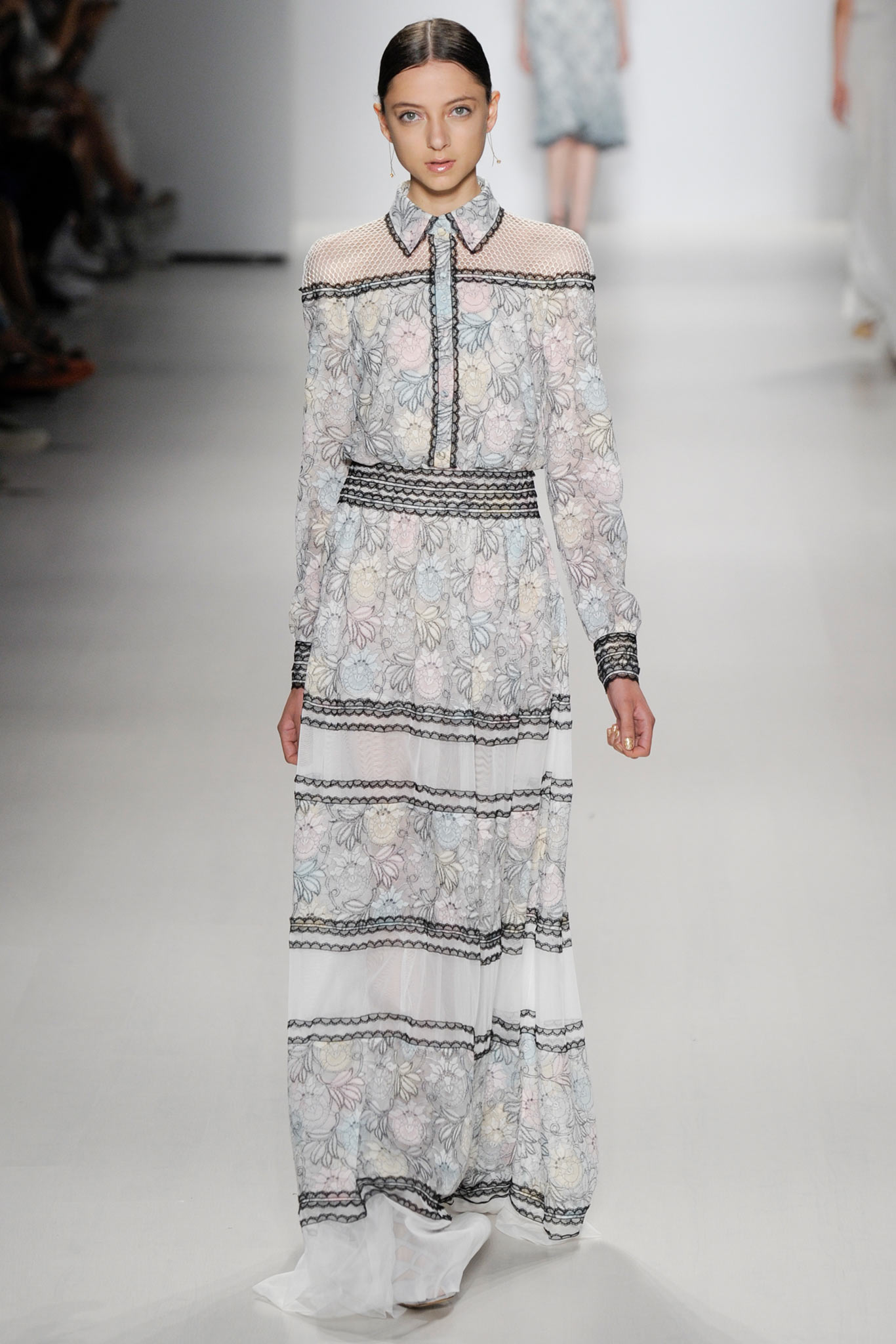 Tadashi Shoji S/S 15 Look 24