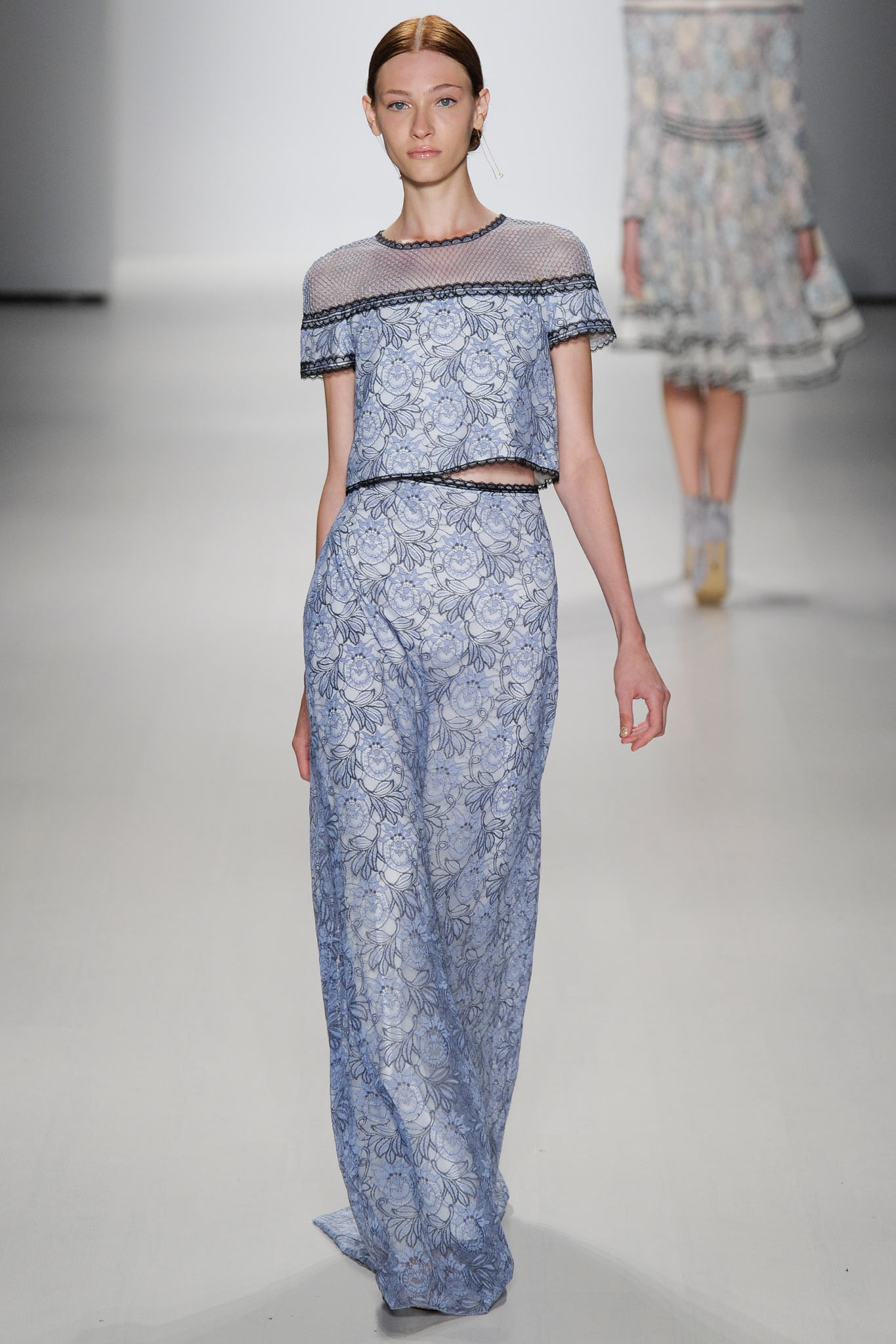 Tadashi Shoji S/S 15 Look 27