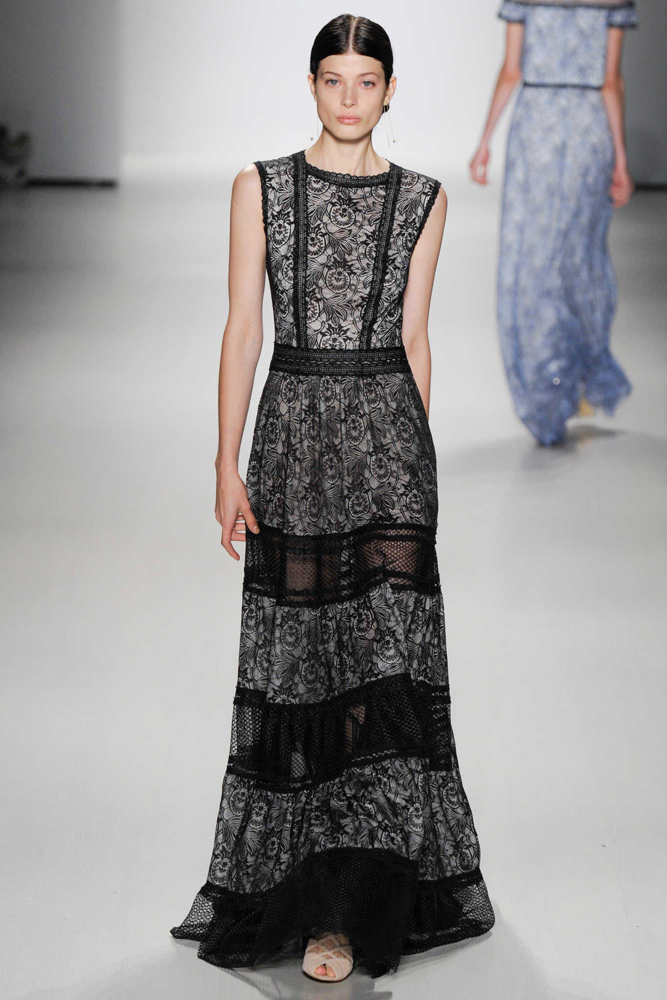 Tadashi Shoji S/S 15 Look 28
