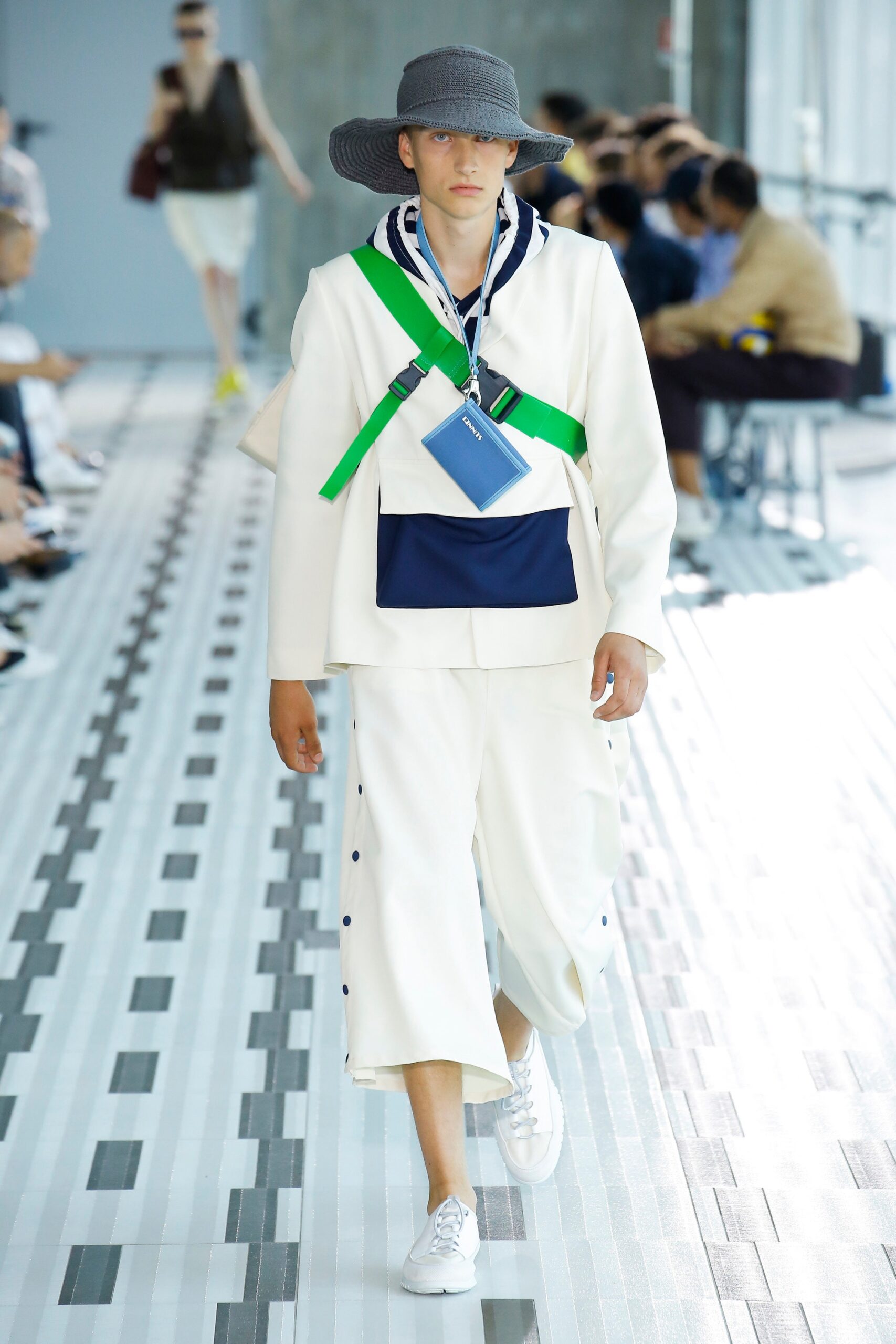 Sunnei S/S 19 Menswear Look 5