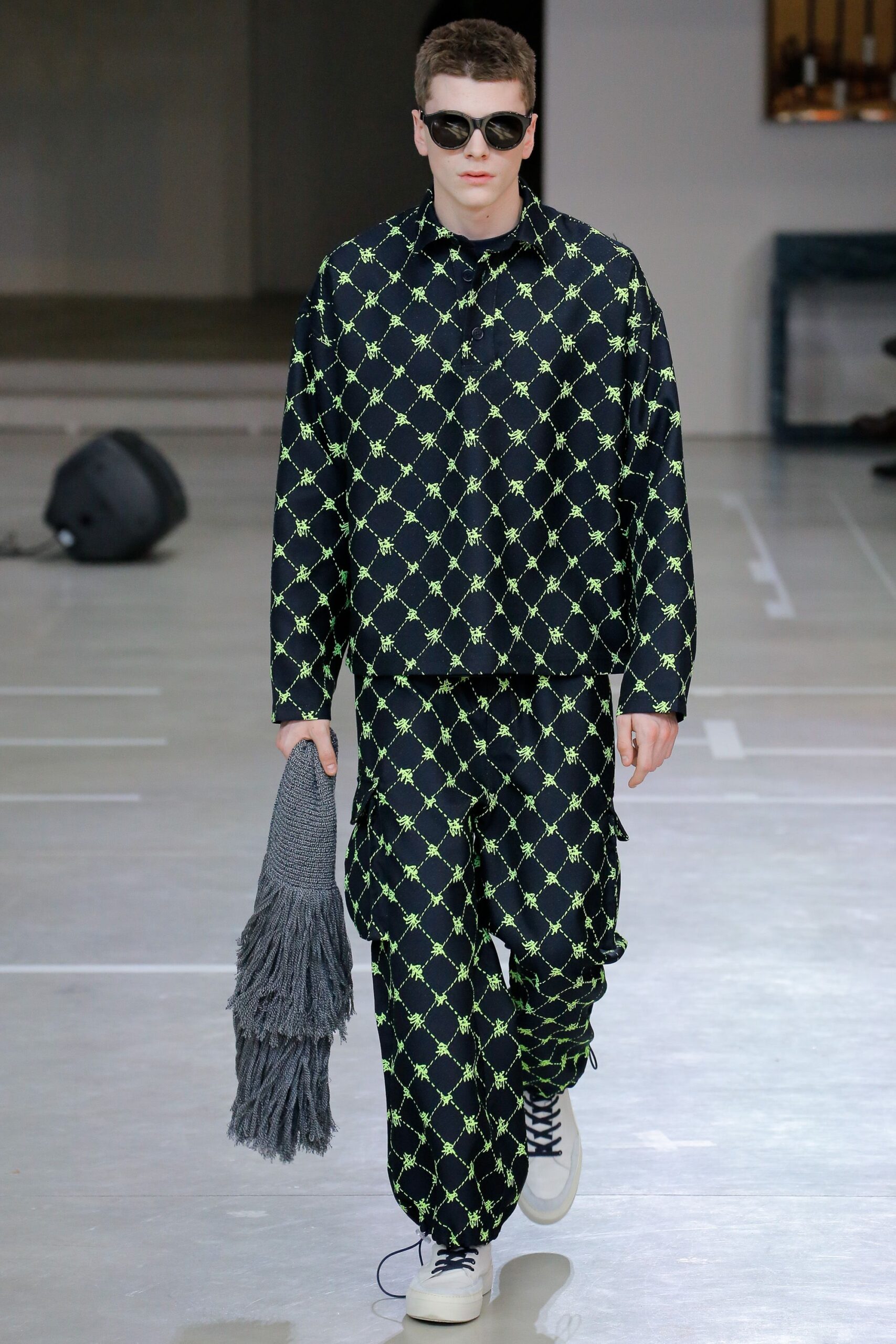 Sunnei F/W 18 Menswear Look 2