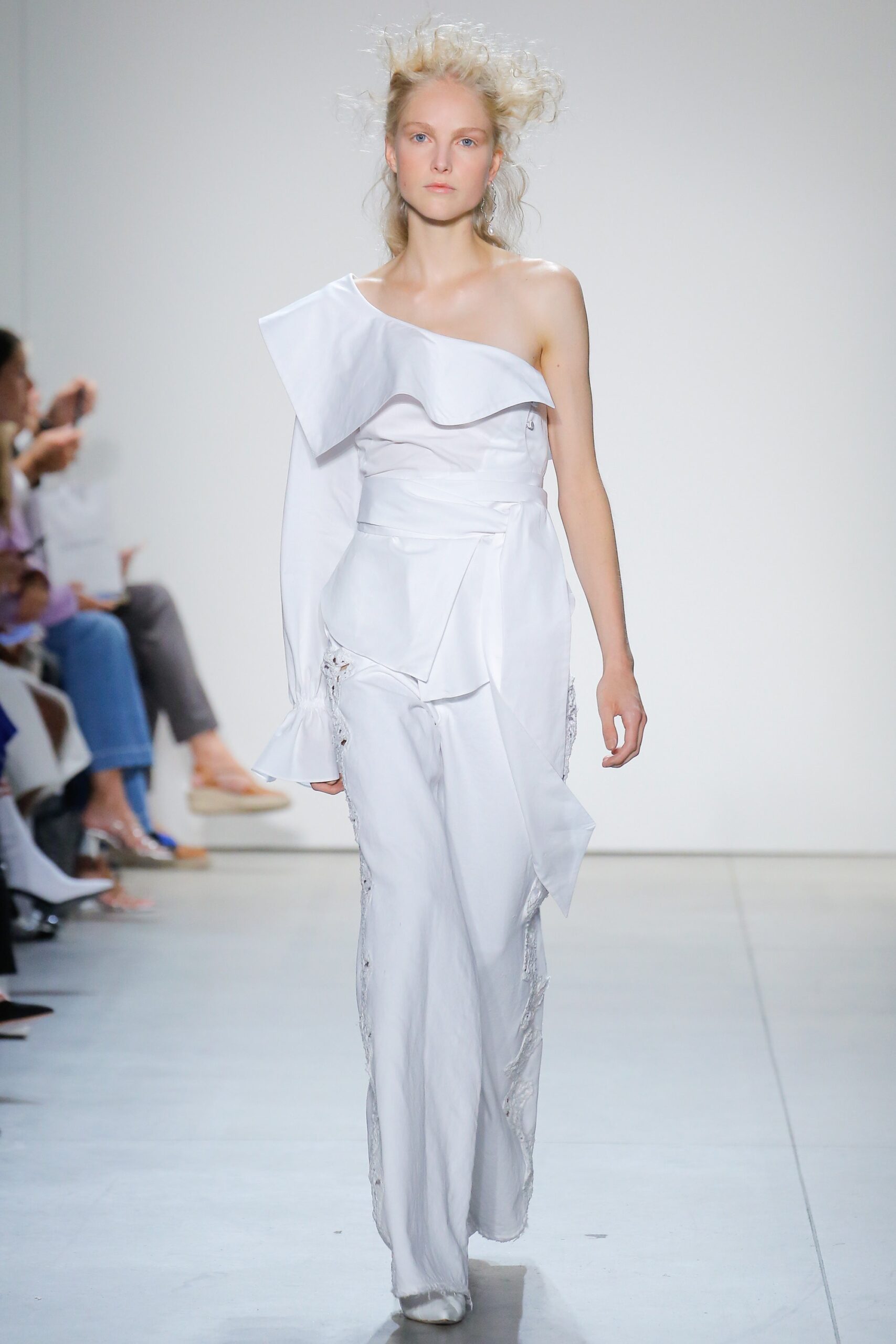Simkhai S/S 18 Look 13