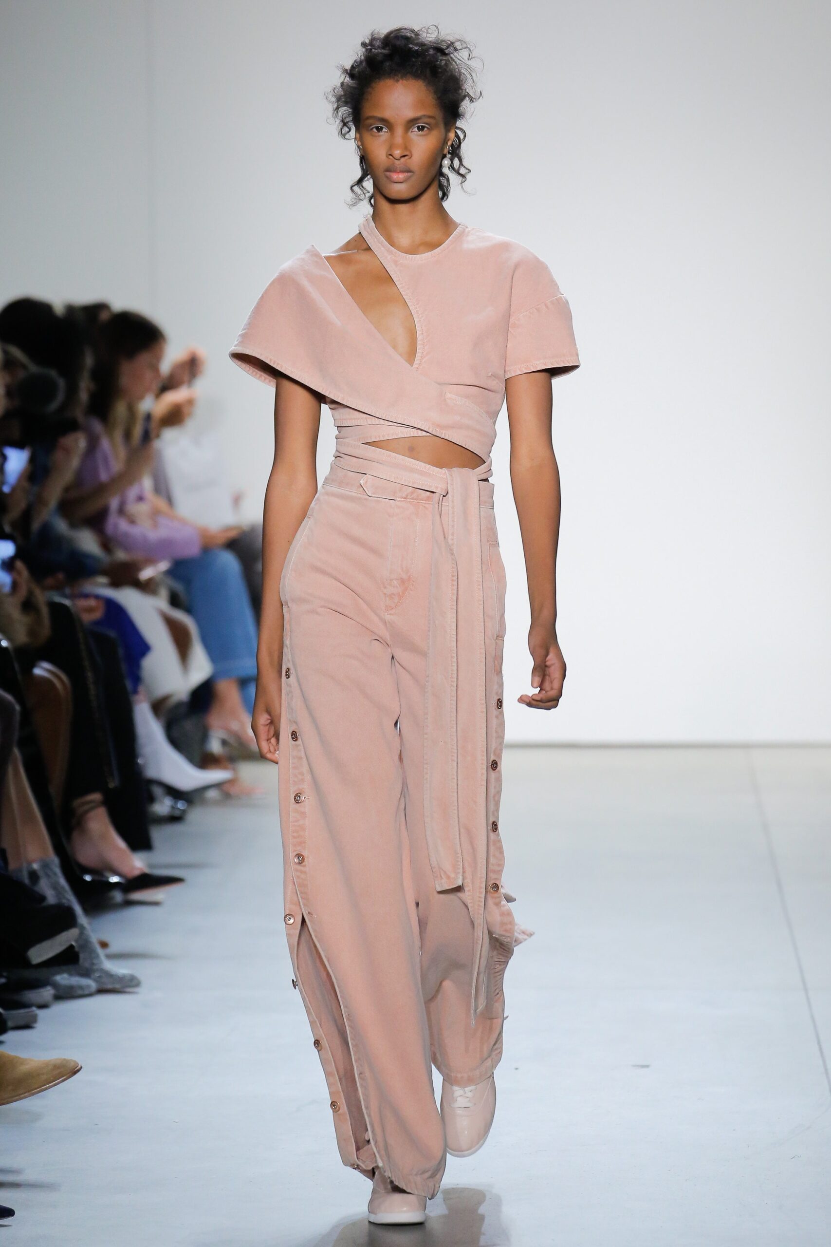 Simkhai S/S 18 Look 14