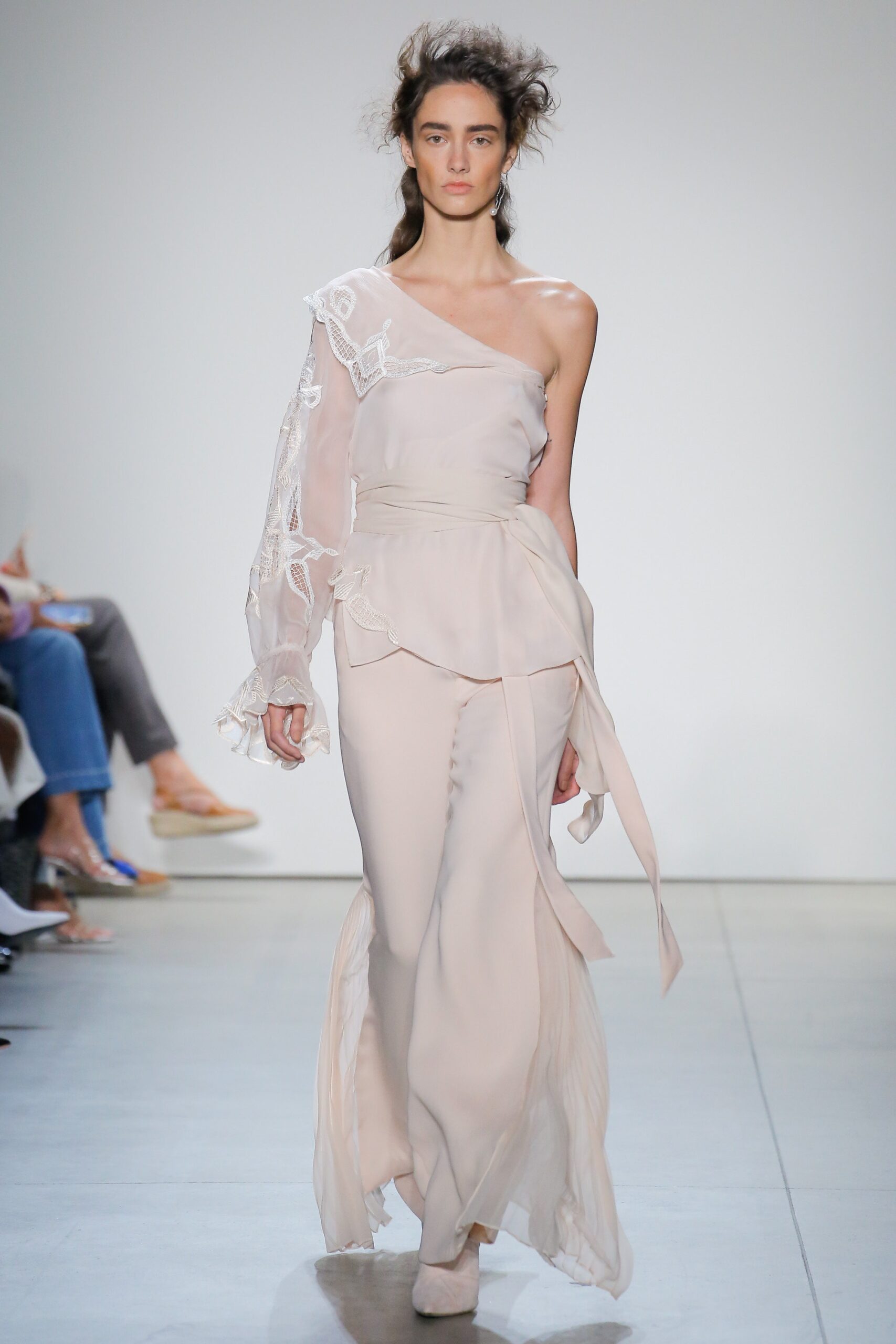Simkhai S/S 18 Look 17