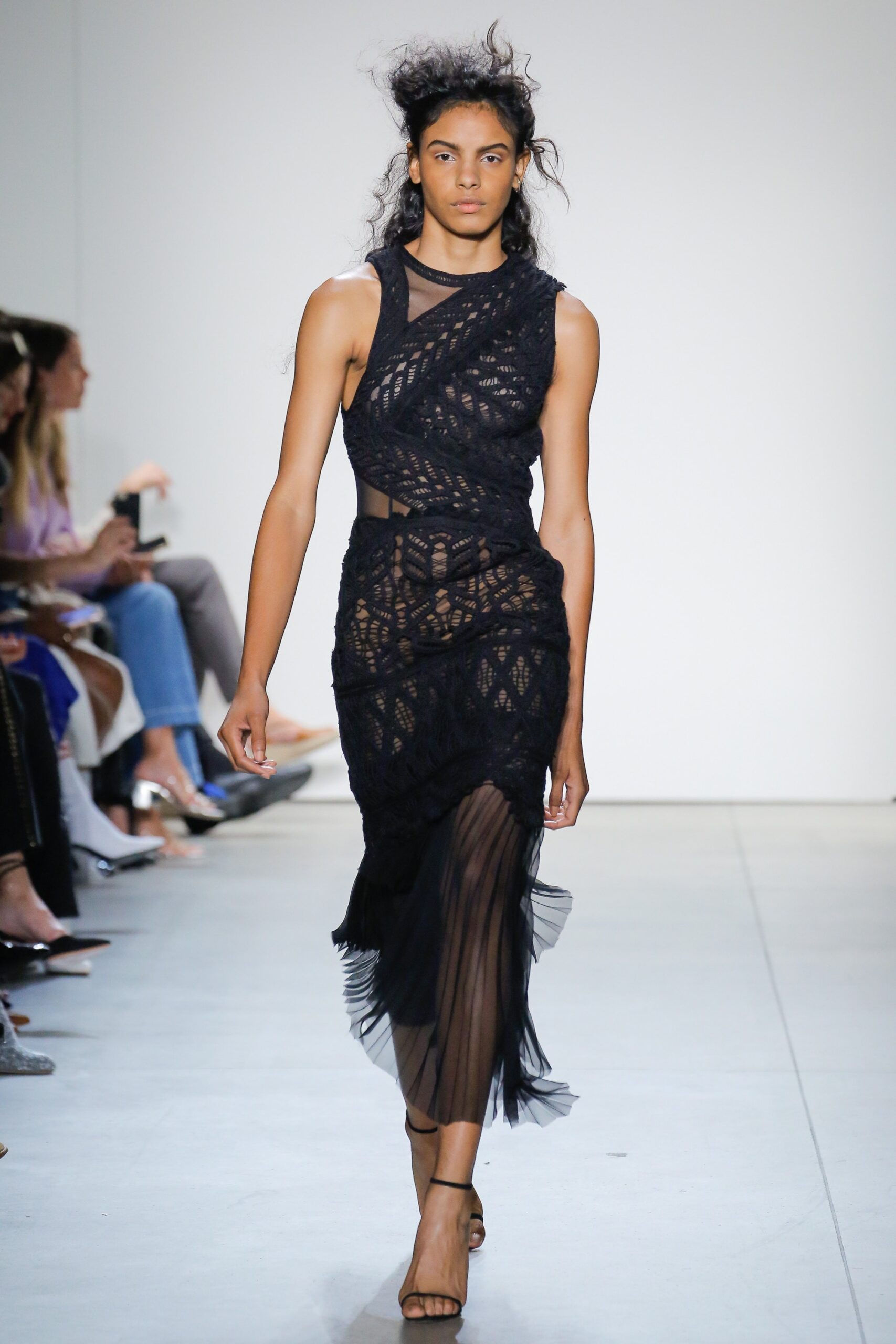 Simkhai S/S 18 Look 25
