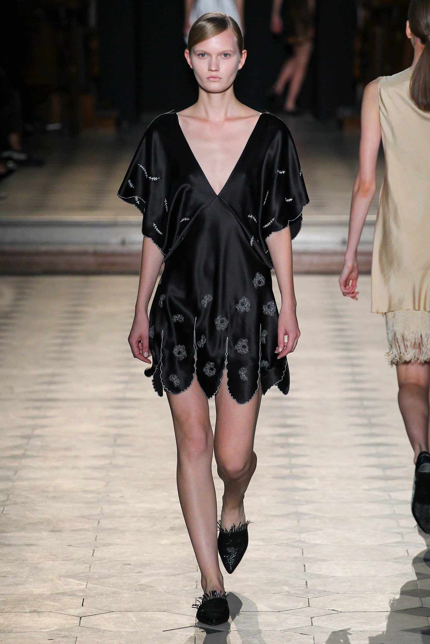 Sharon Wauchob S/S 15 Look 10