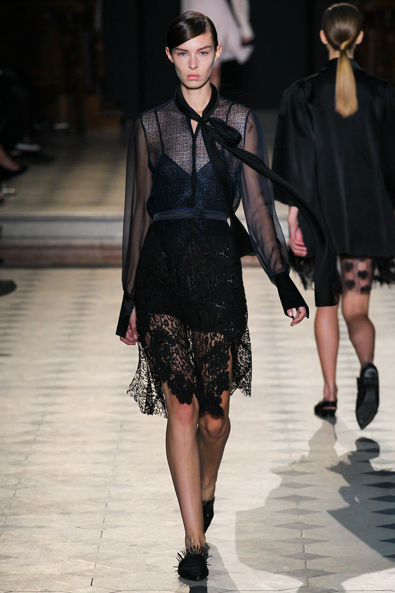 Sharon Wauchob S/S 15 Look 25