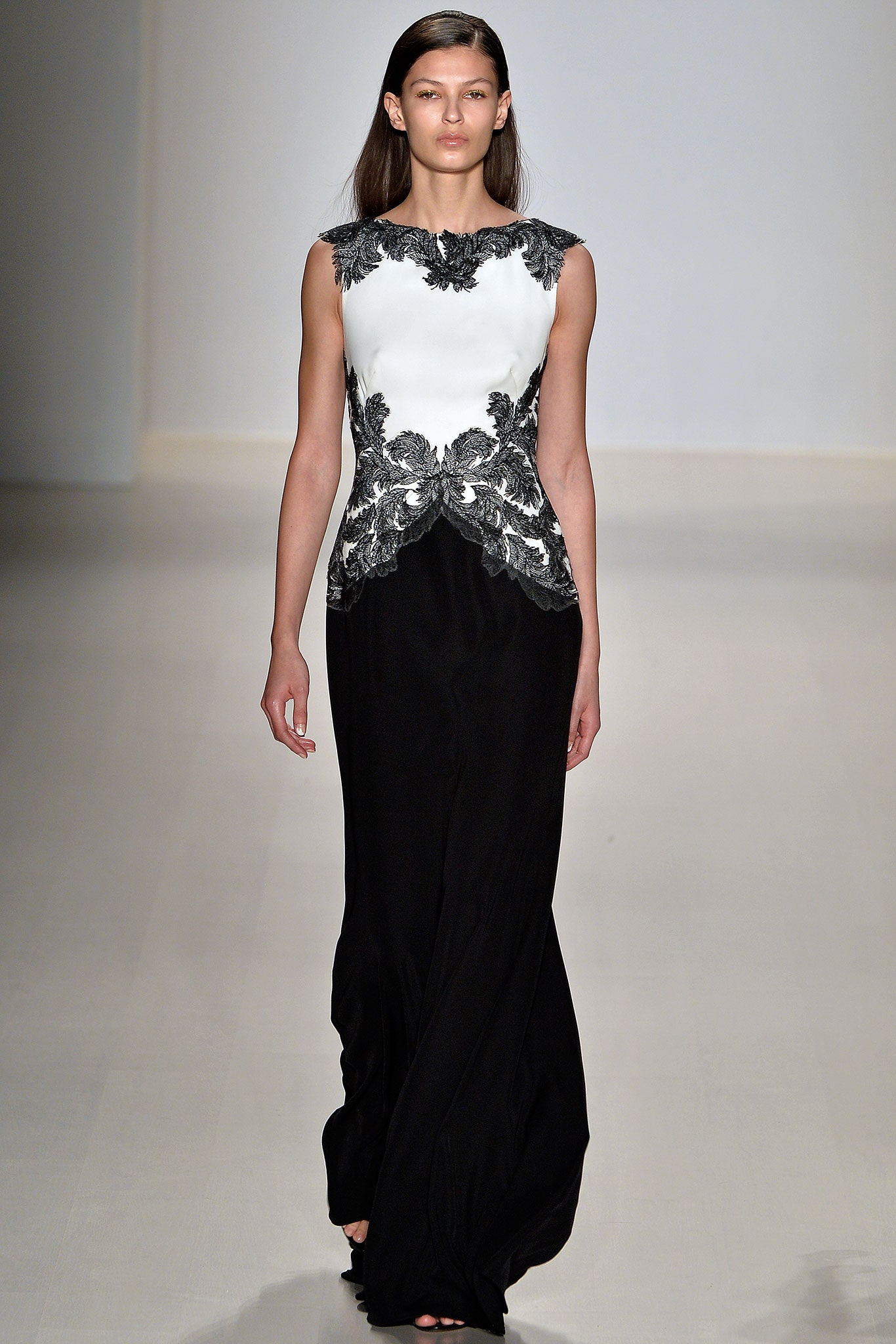 Tadashi Shoji F/W 15 Look 15