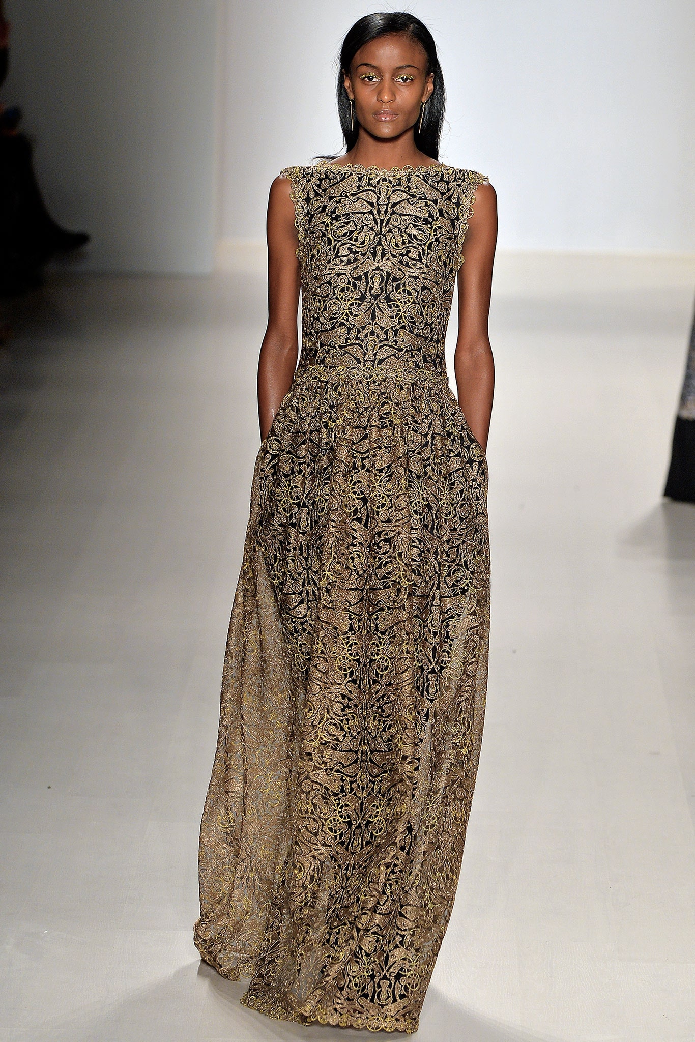 Tadashi Shoji F/W 15 Look 28
