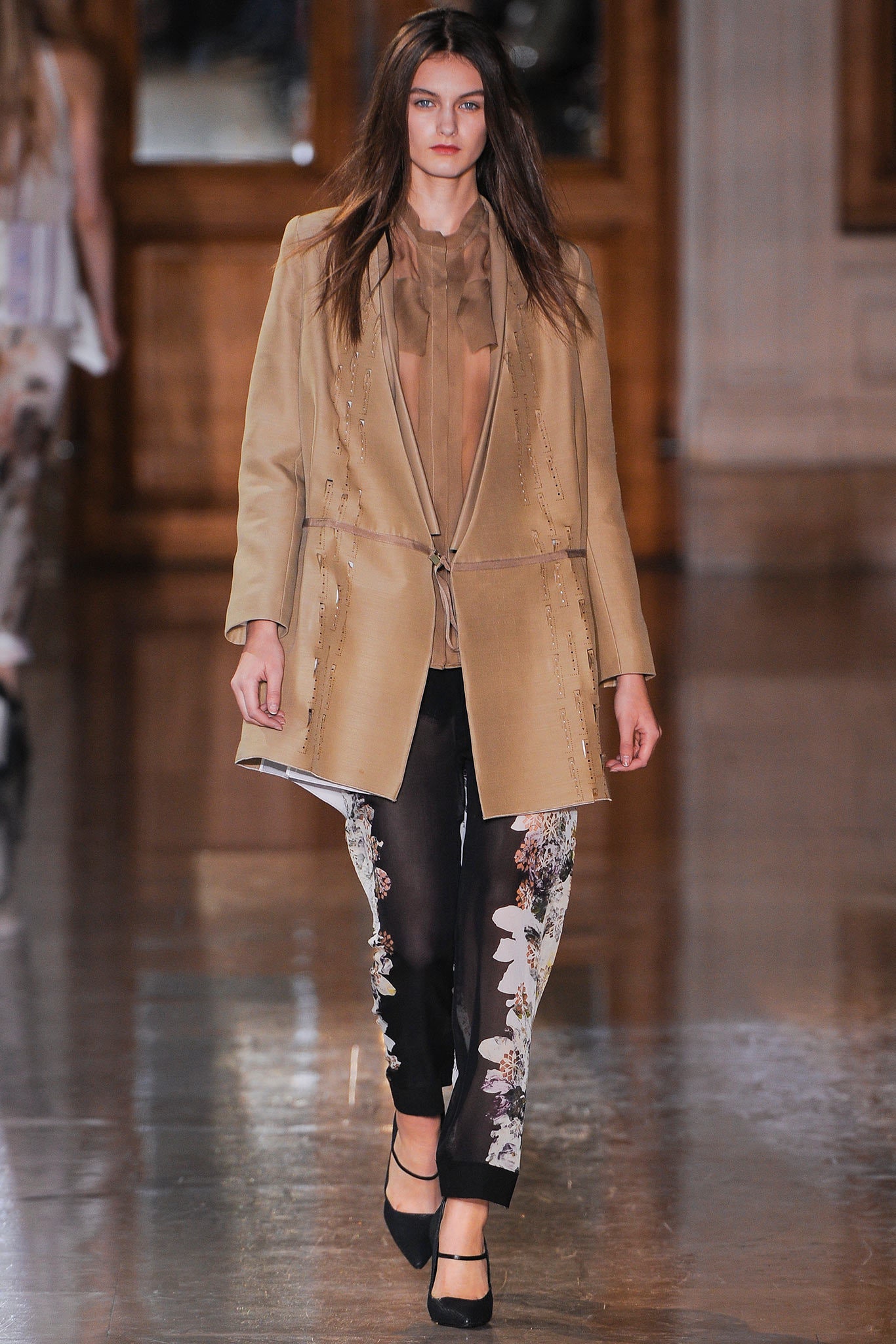 Sharon Wauchob S/S 13 Look 15