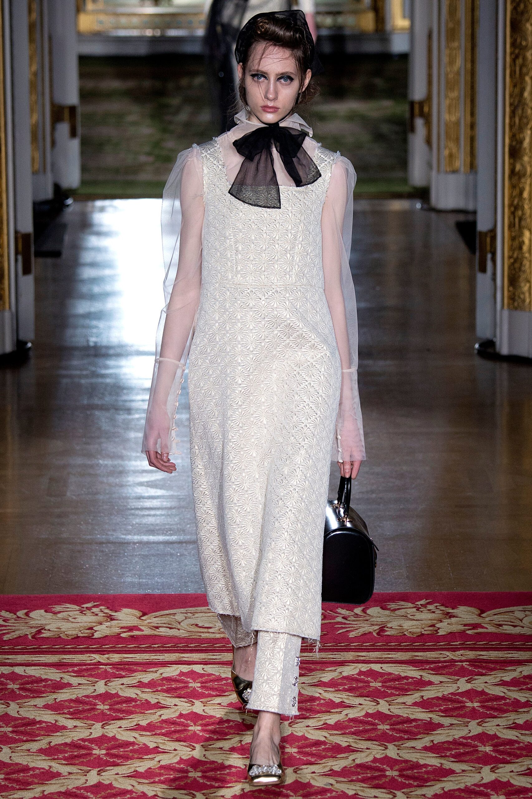 Simone Rocha F/W 16 Look 9
