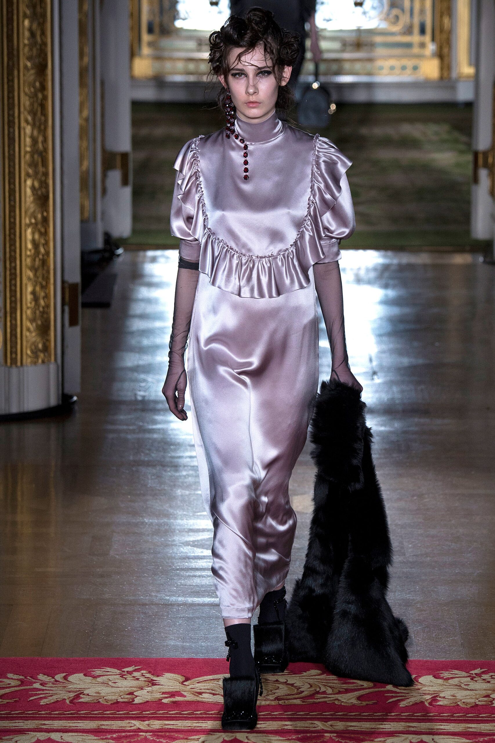 Simone Rocha F/W 16 Look 24