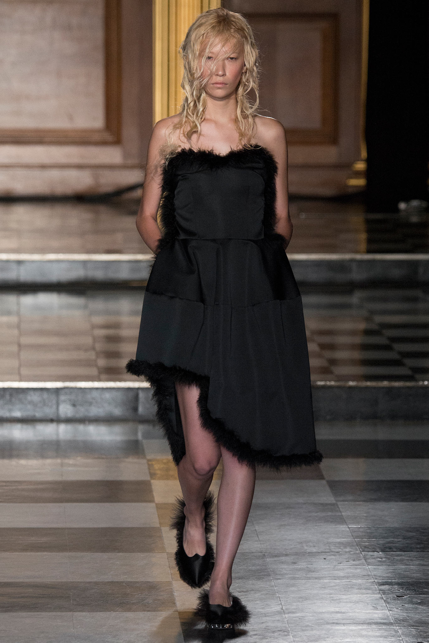 Simone Rocha S/S 15 Look 1