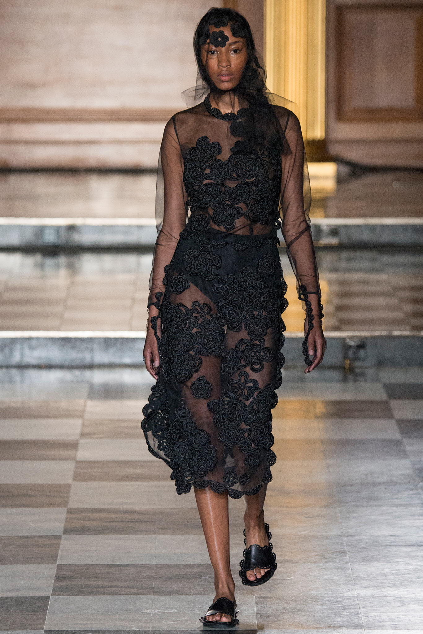 Simone Rocha S/S 15 Look 26