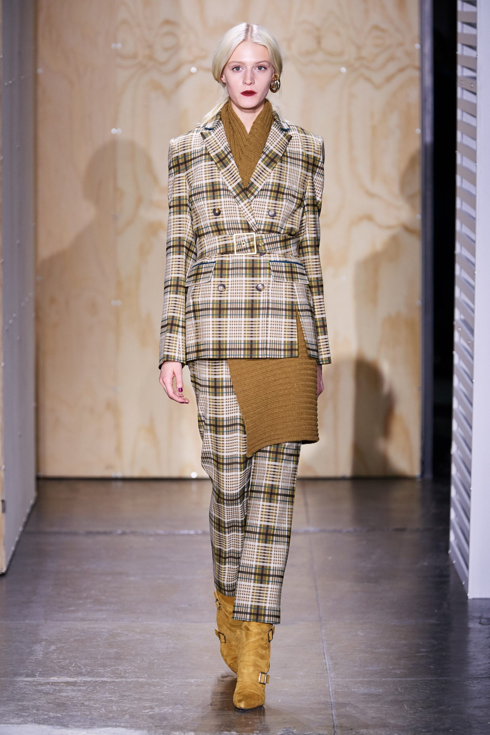 Simkhai F/W 19 Look 8