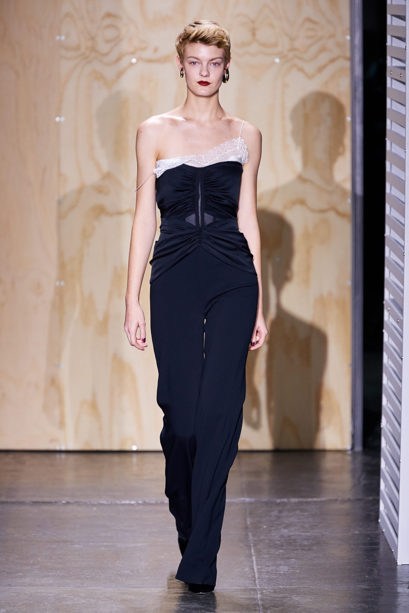 Simkhai F/W 19 Look 9