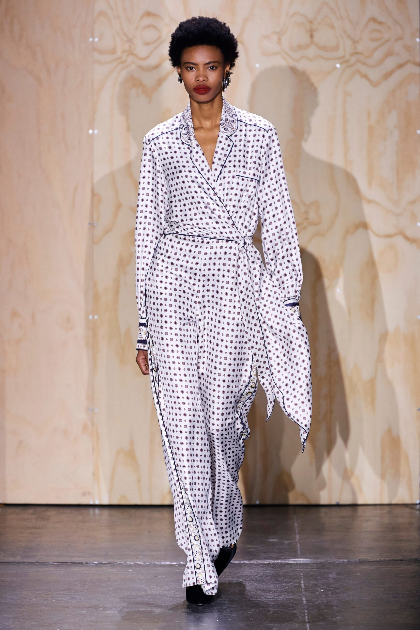 Simkhai F/W 19 Look 15