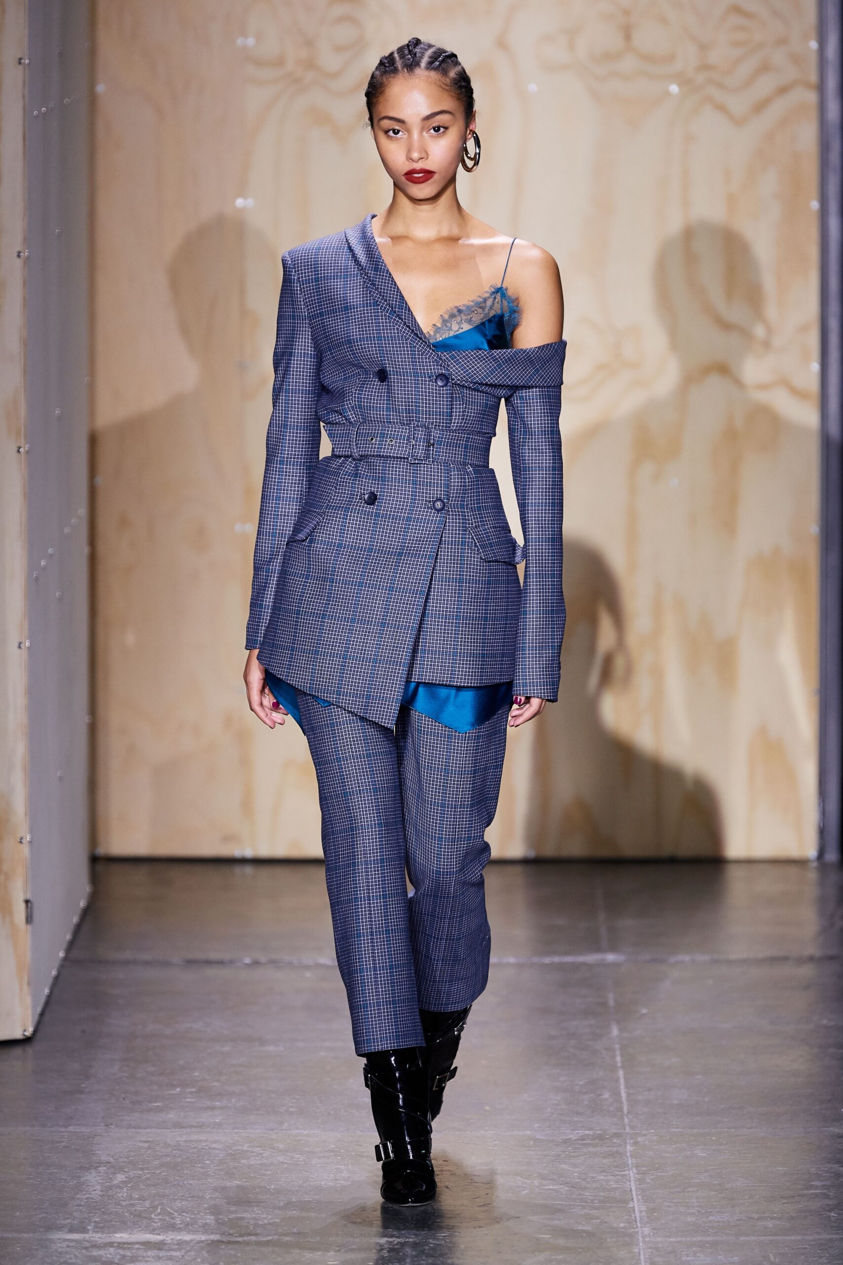 Simkhai F/W 19 Look 22