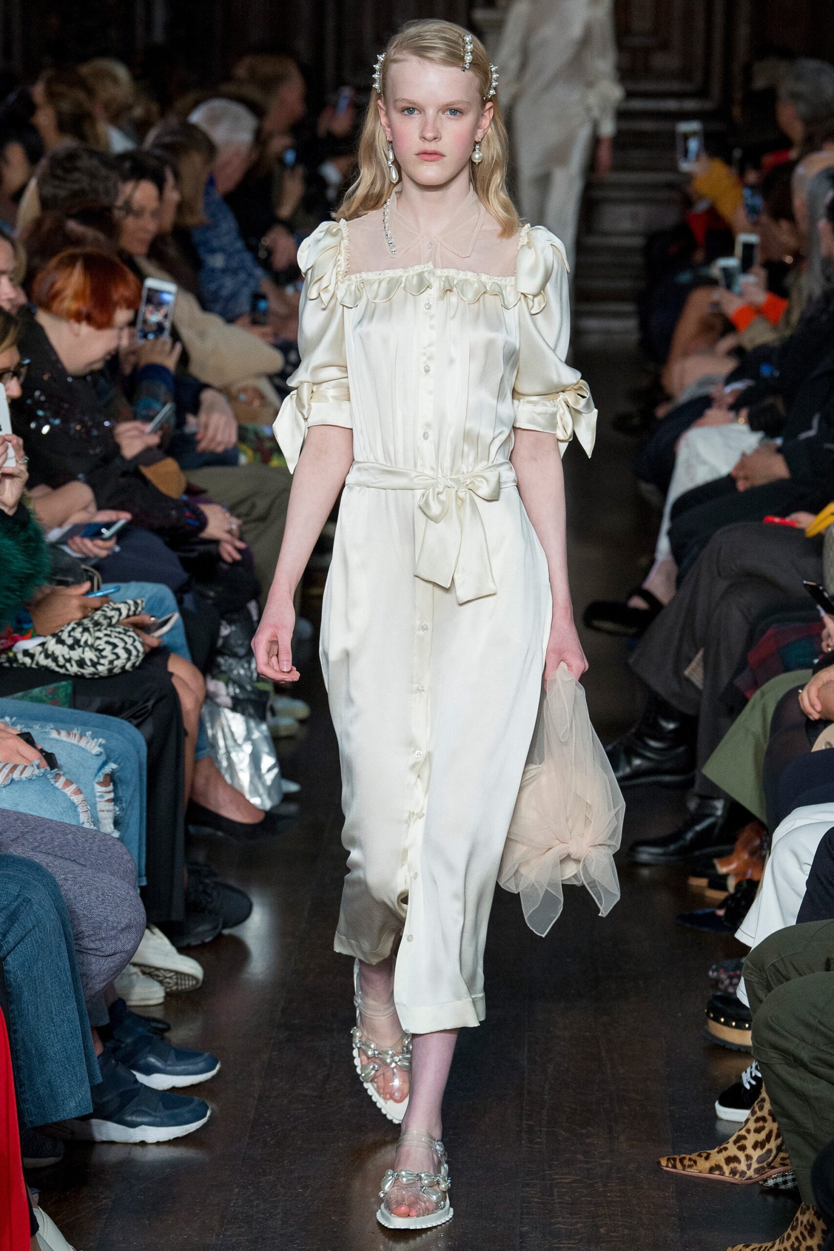 Simone Rocha S/S 18 Look 3