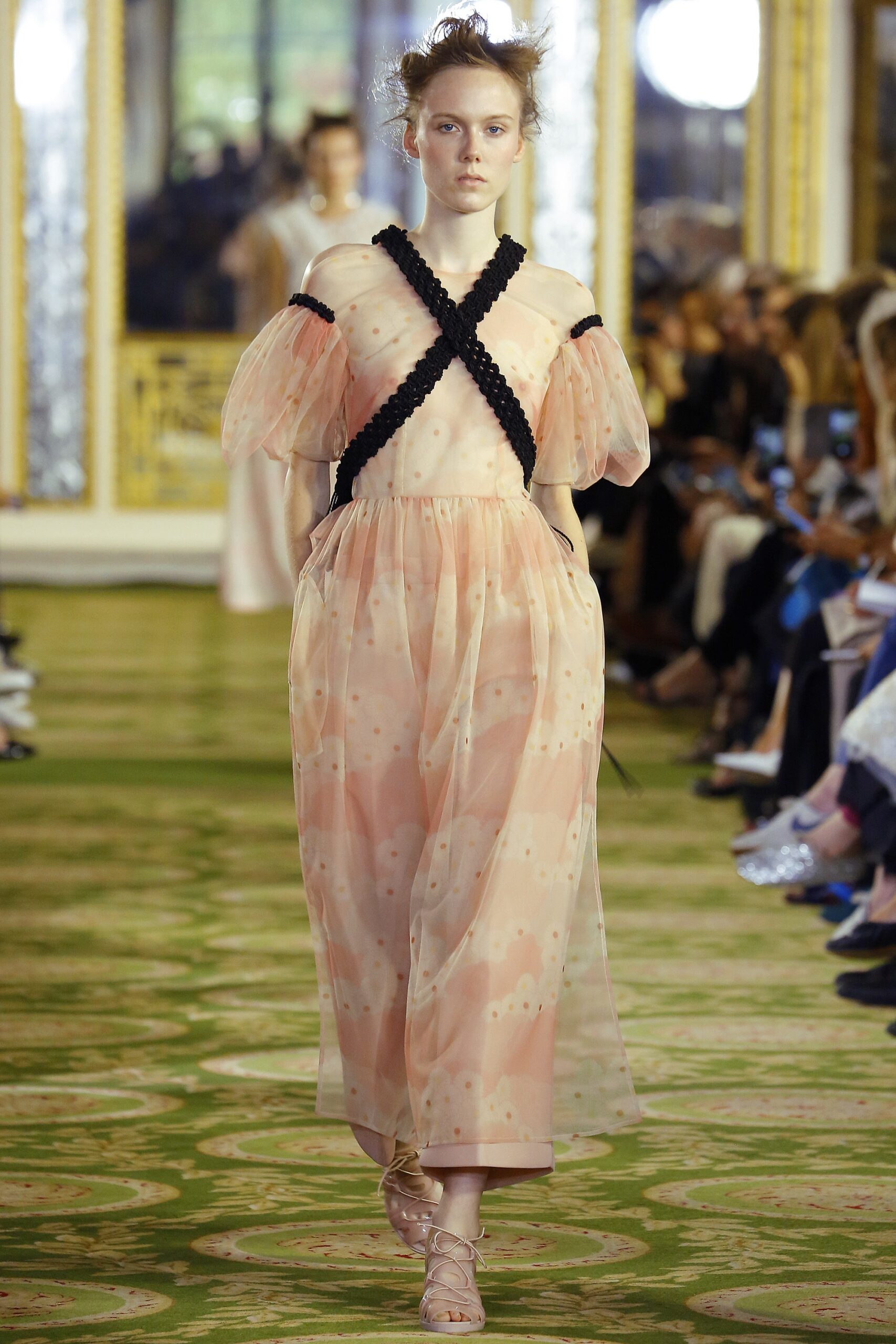 Simone Rocha S/S 16 Look 5