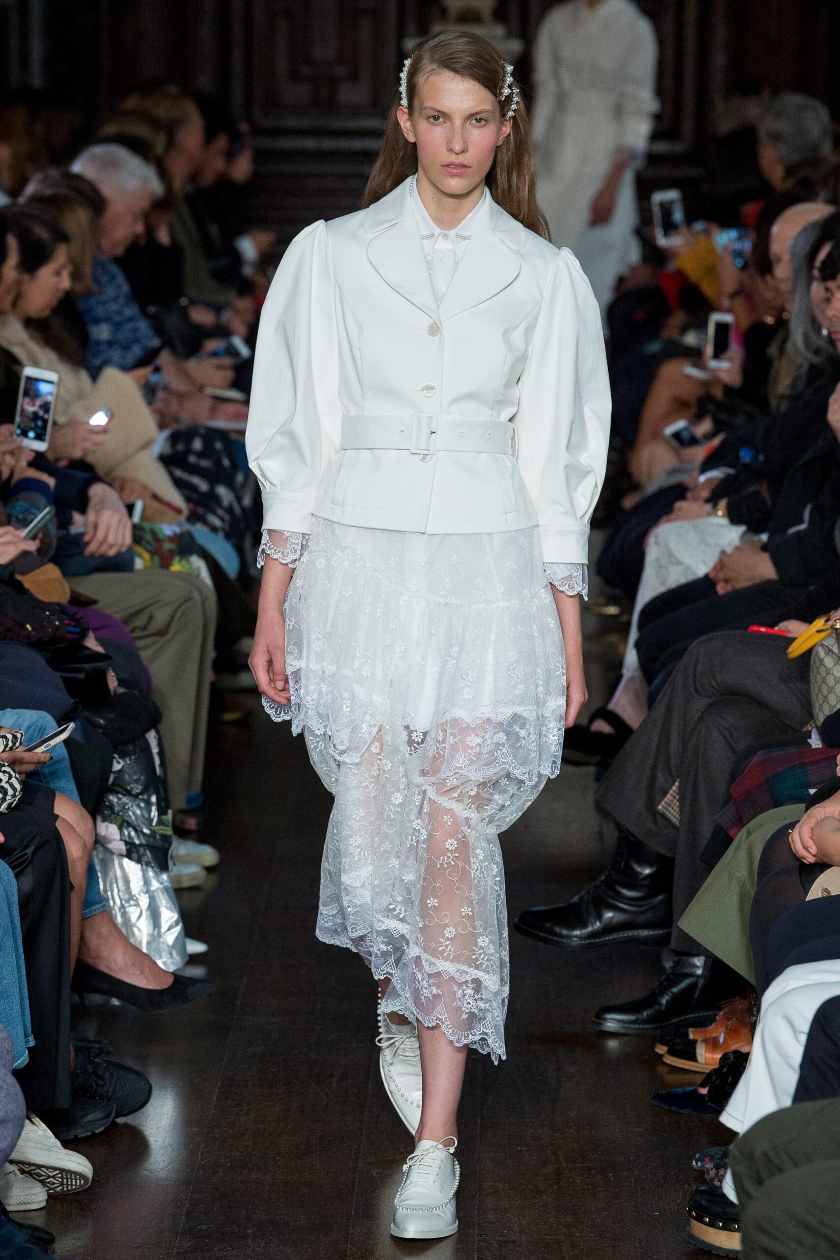 Simone Rocha S/S 18 Look 6