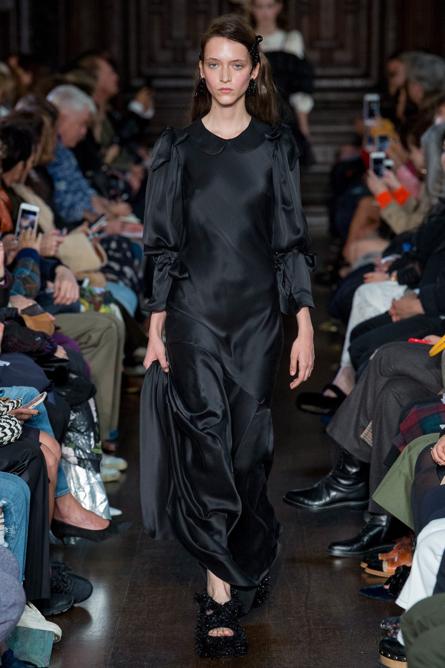 Simone Rocha S/S 18 Look 9