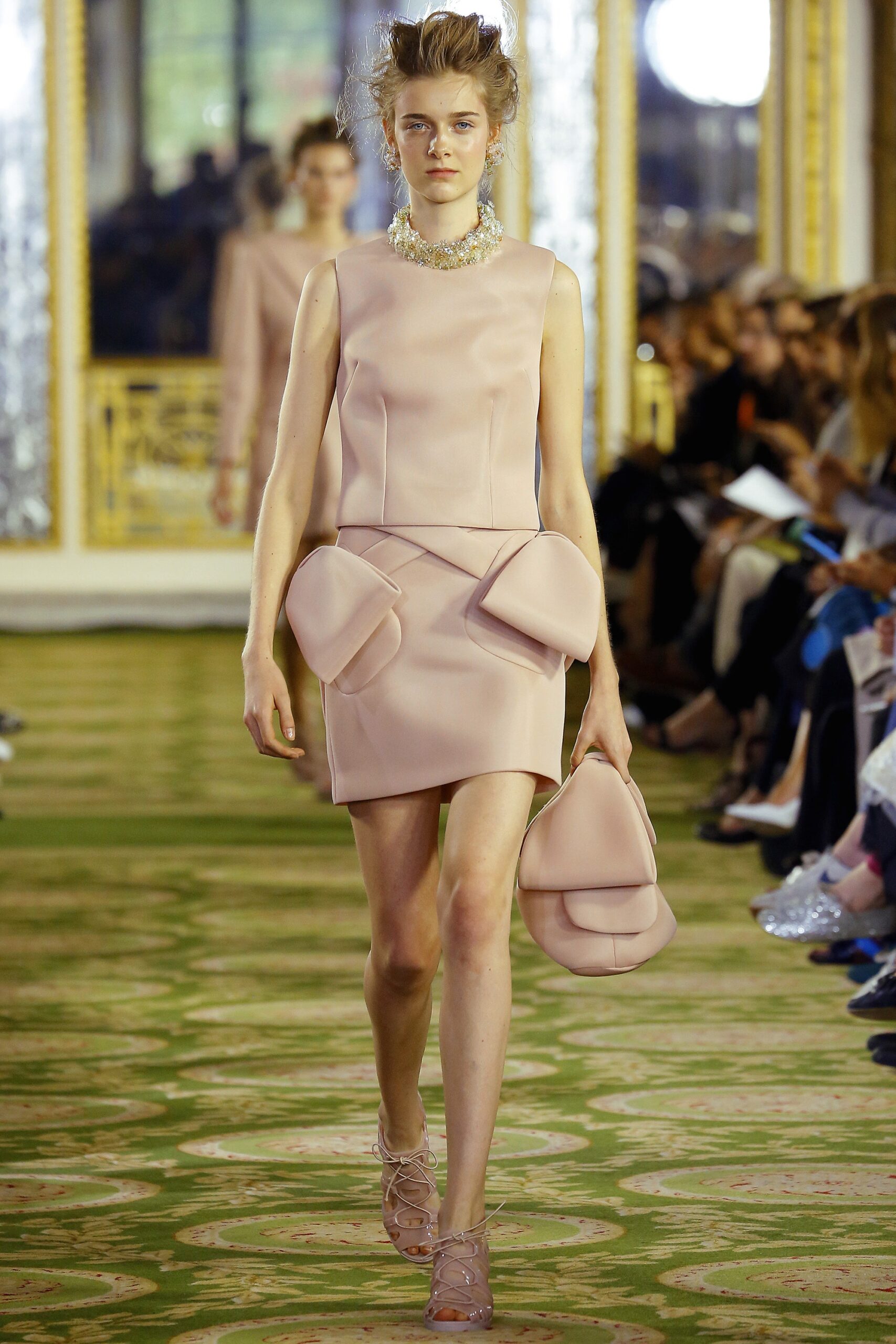 Simone Rocha S/S 16 Look 15