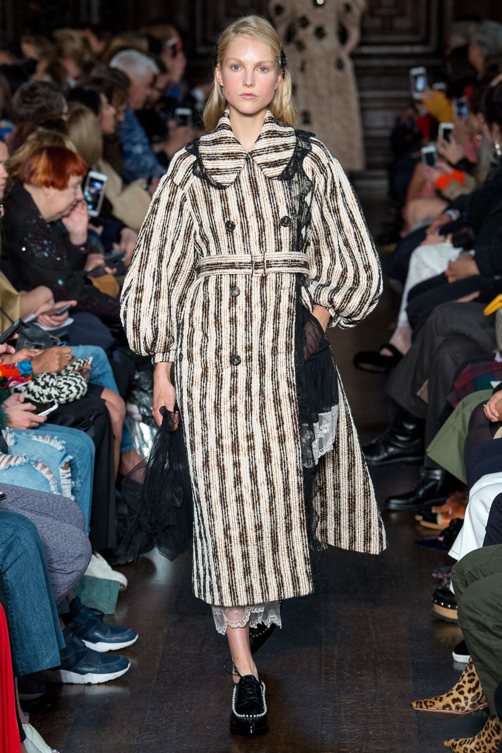 Simone Rocha S/S 18 Look 16
