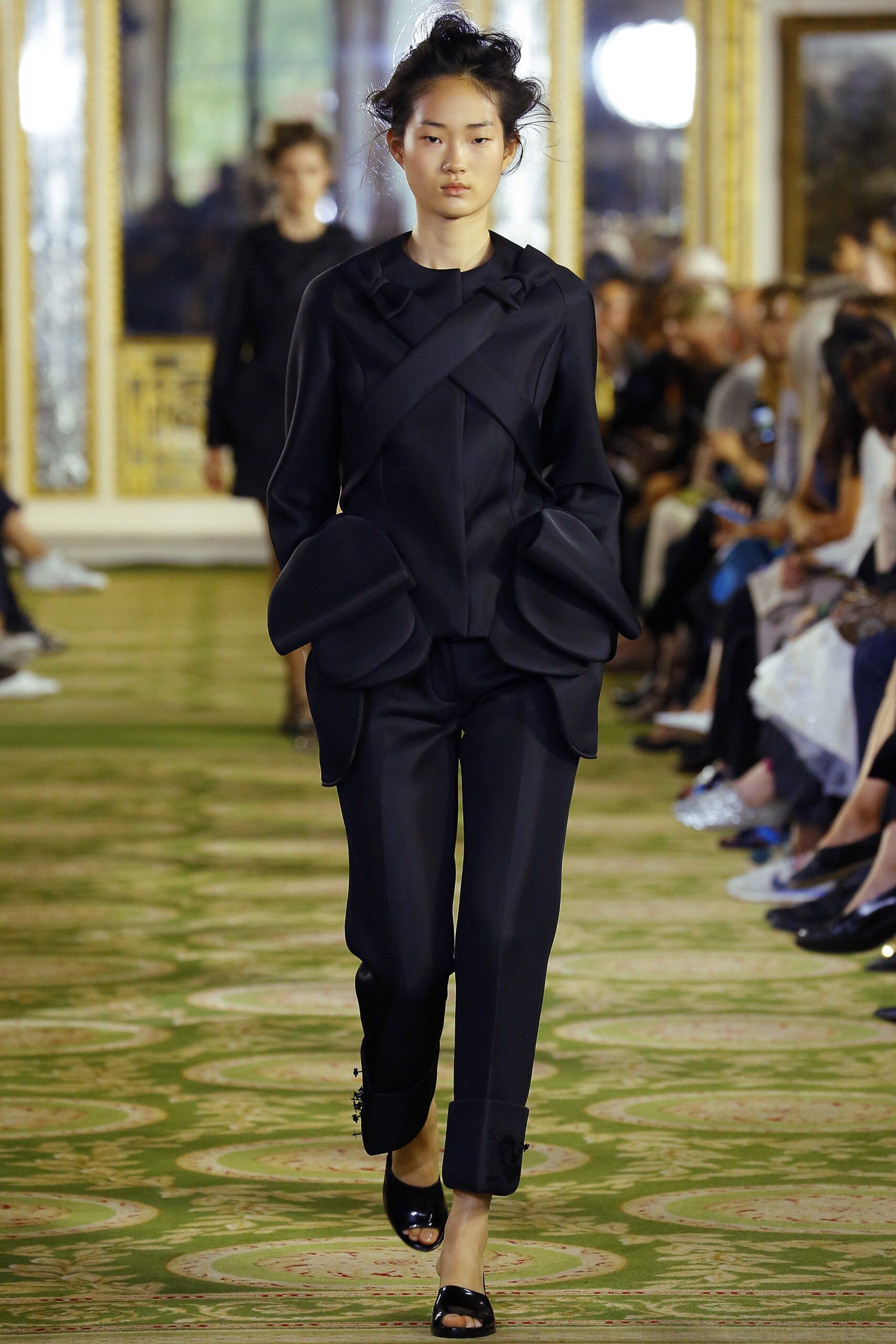 Simone Rocha S/S 16 Look 20