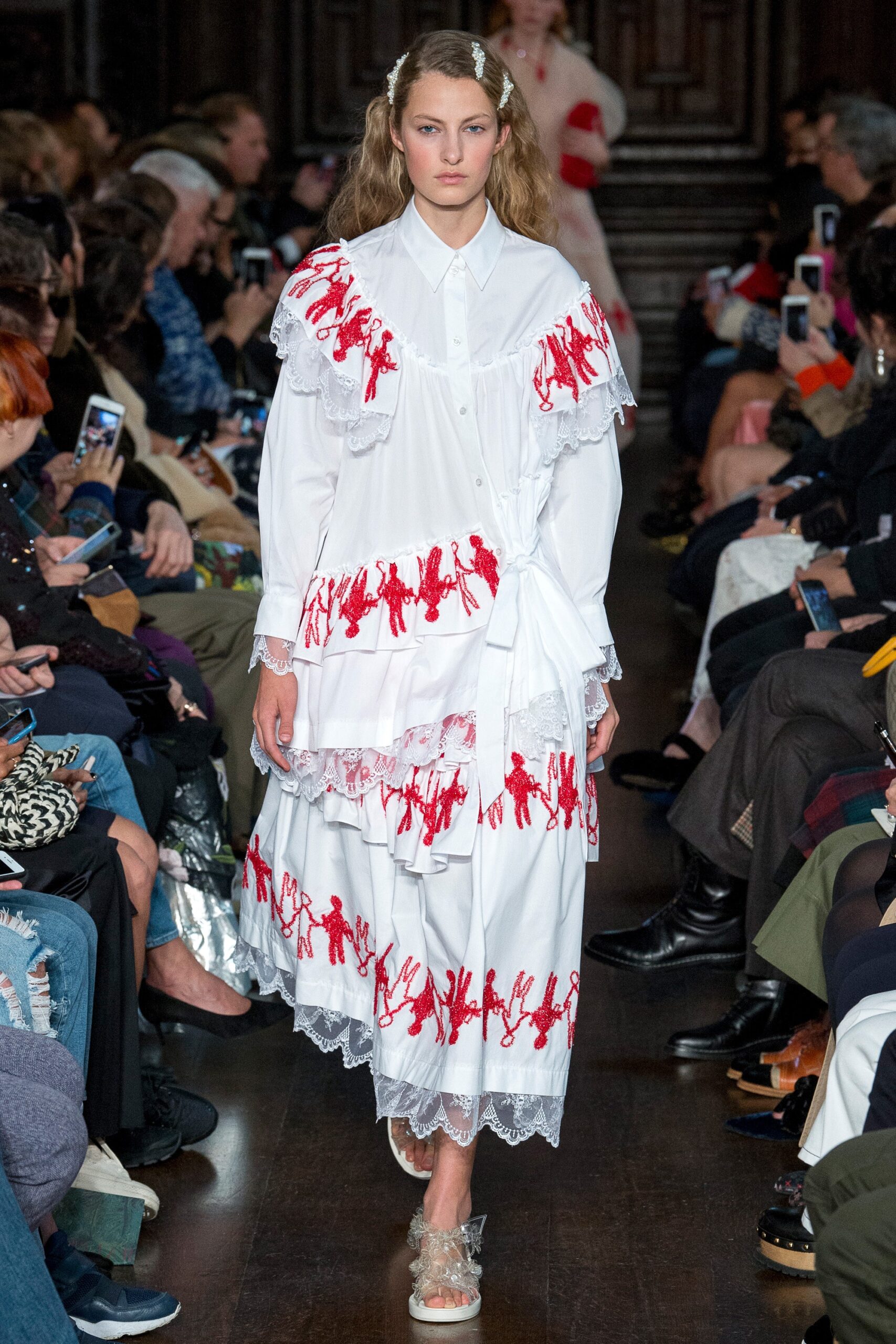 Simone Rocha S/S 18 Look 31