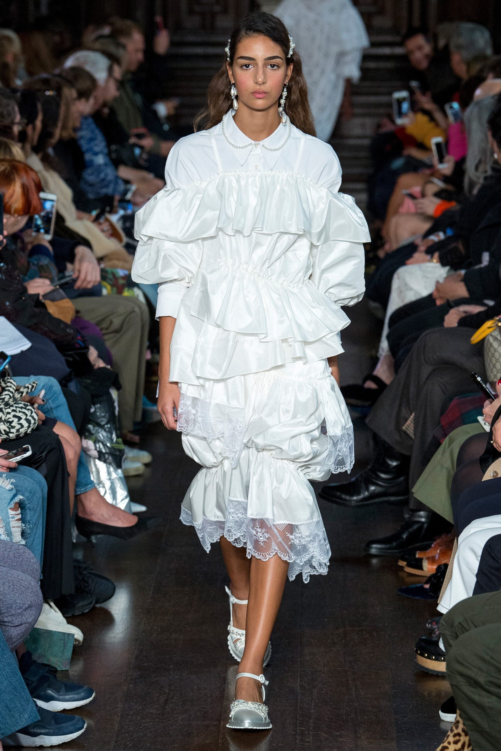 Simone Rocha S/S 18 Look 36