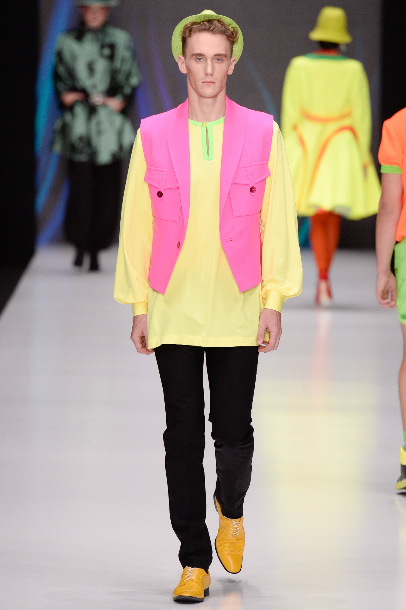 Slava Zaitsev Russia S/S 17 Look 30