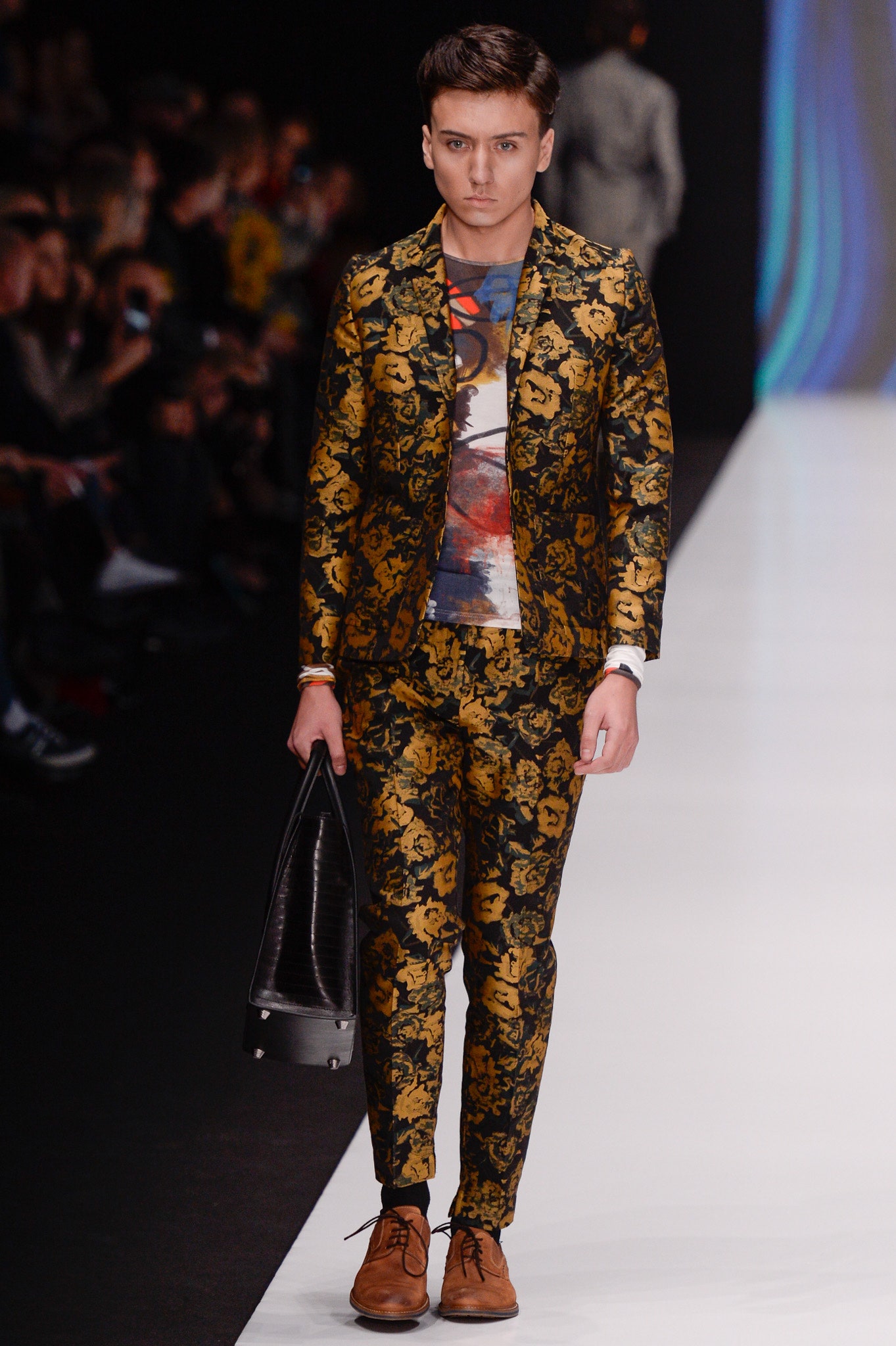 Slava Zaitsev Russia S/S 17 Look 45