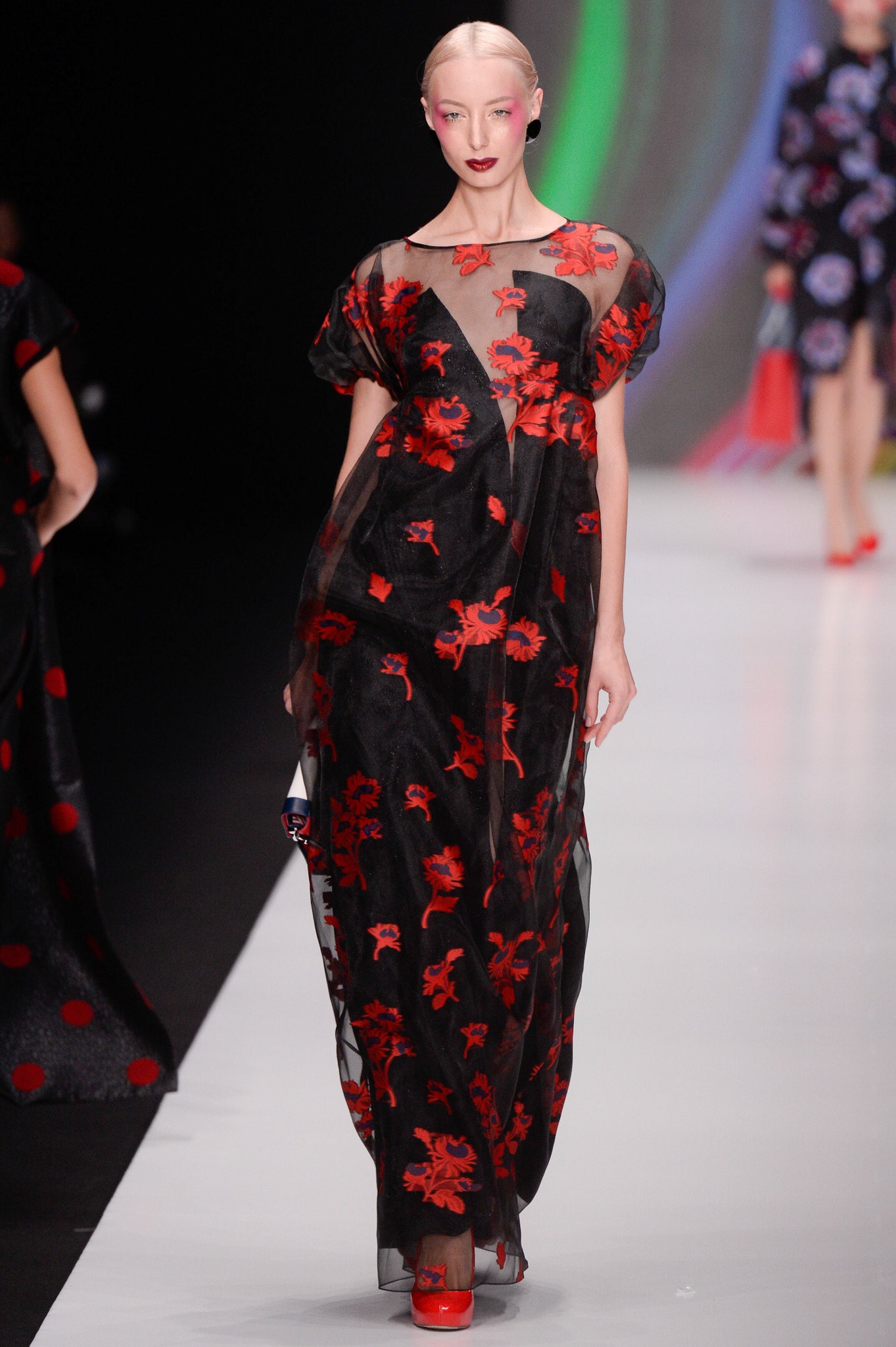 Slava Zaitsev Russia S/S 17 Look 53