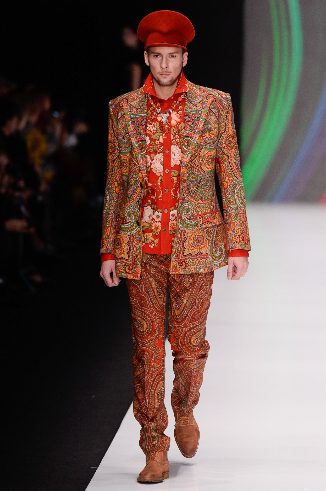 Slava Zaitsev Russia S/S 17 Look 61