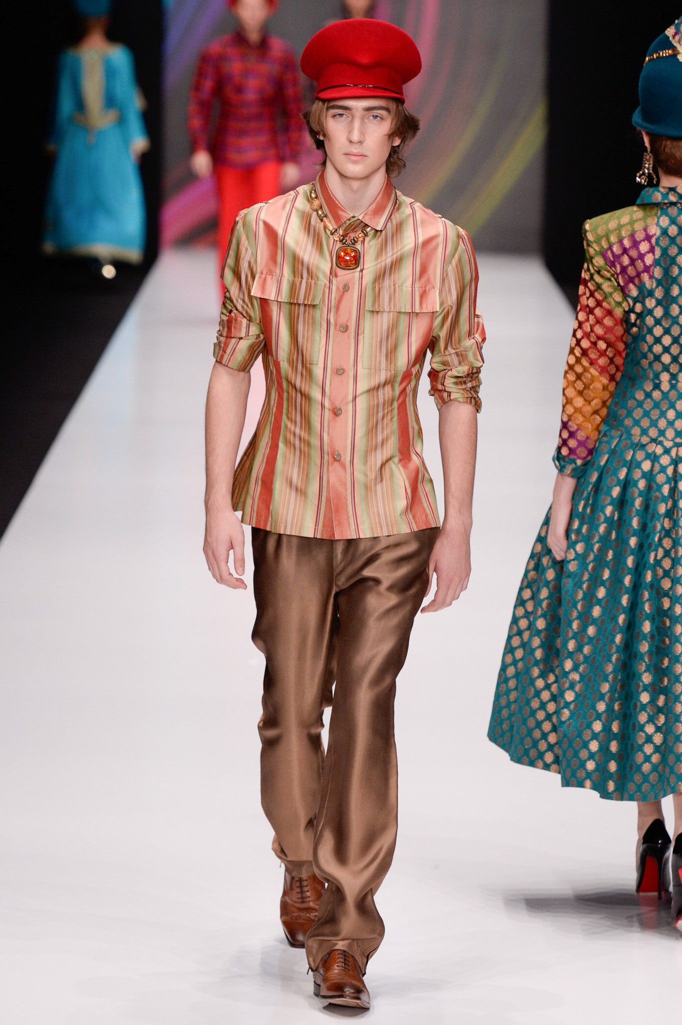 Slava Zaitsev Russia S/S 17 Look 72