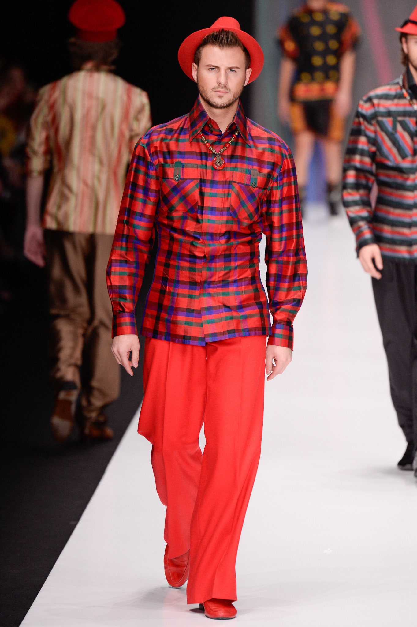 Slava Zaitsev Russia S/S 17 Look 73