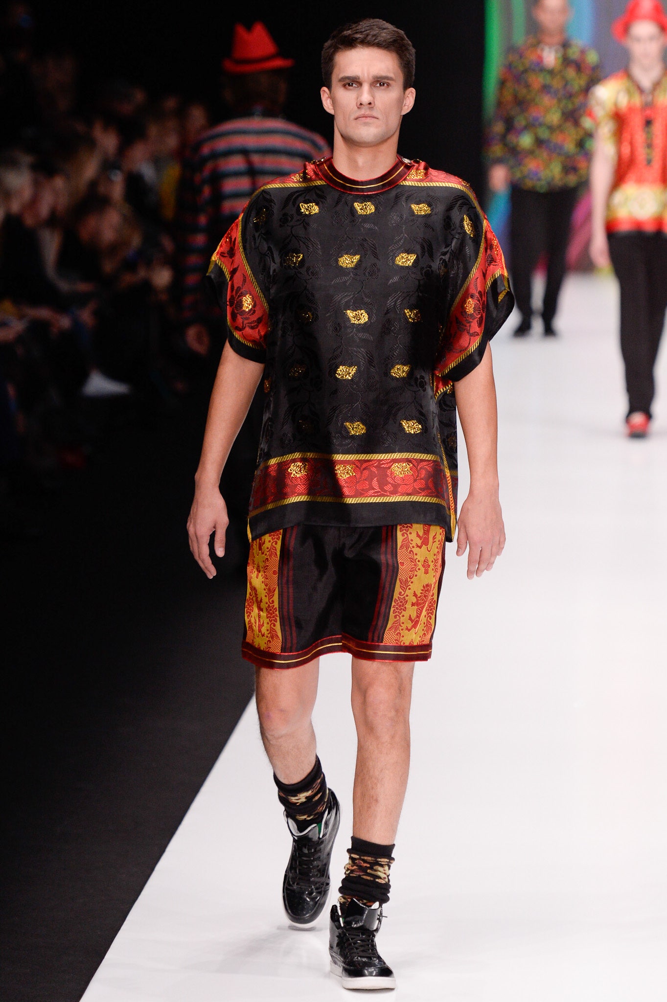 Slava Zaitsev Russia S/S 17 Look 75