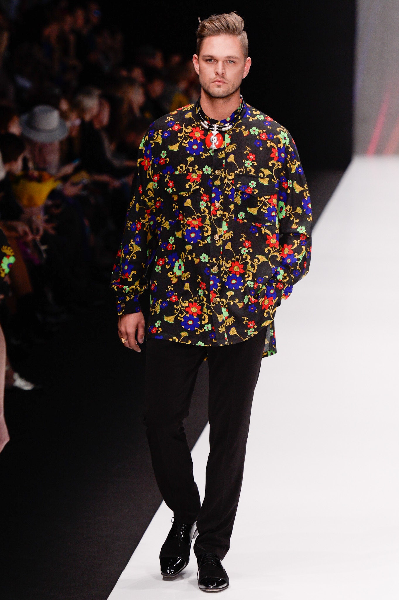 Slava Zaitsev Russia S/S 17 Look 77