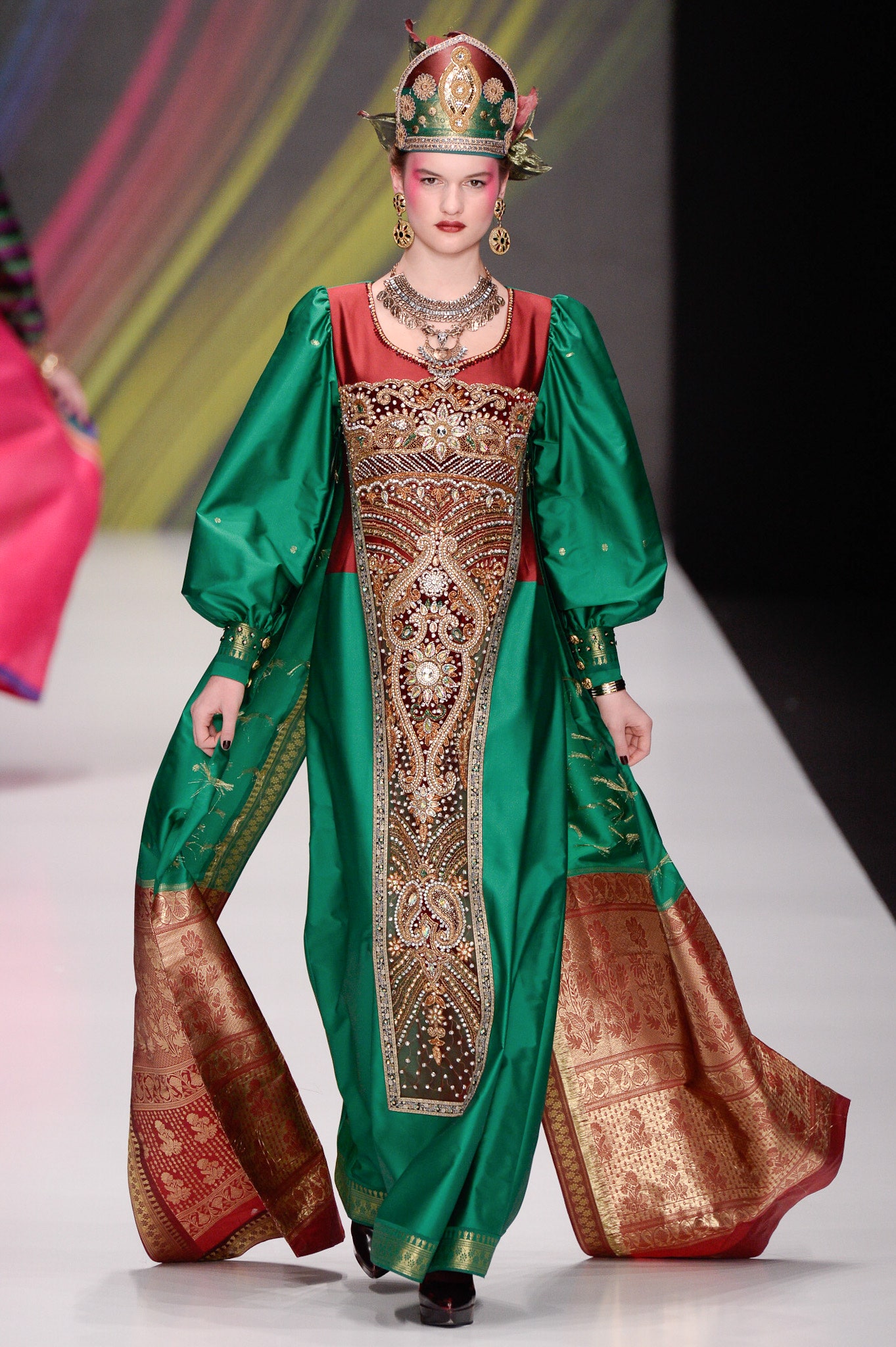 Slava Zaitsev Russia S/S 17 Look 85