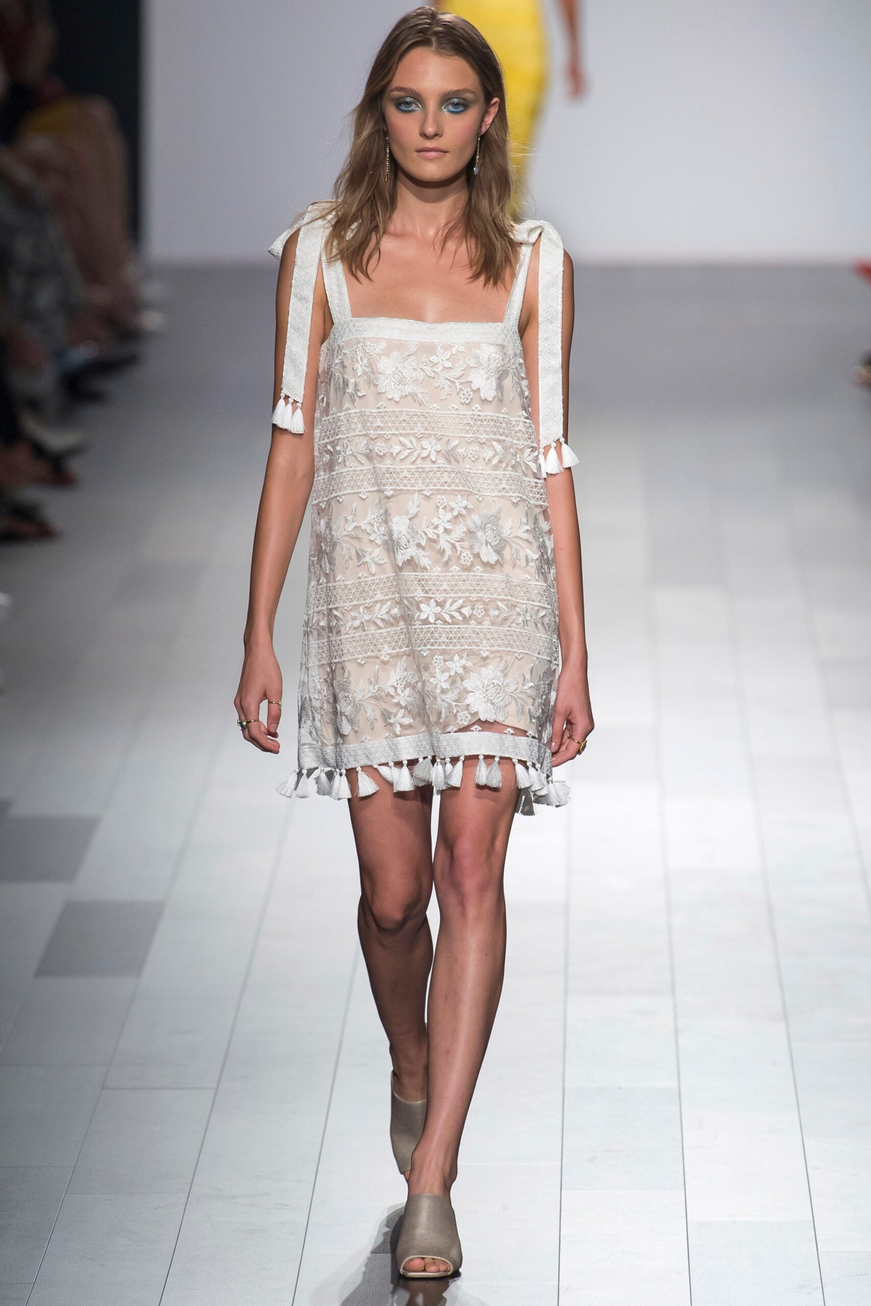 Tadashi Shoji Spring 2018 Ready-to-Wear