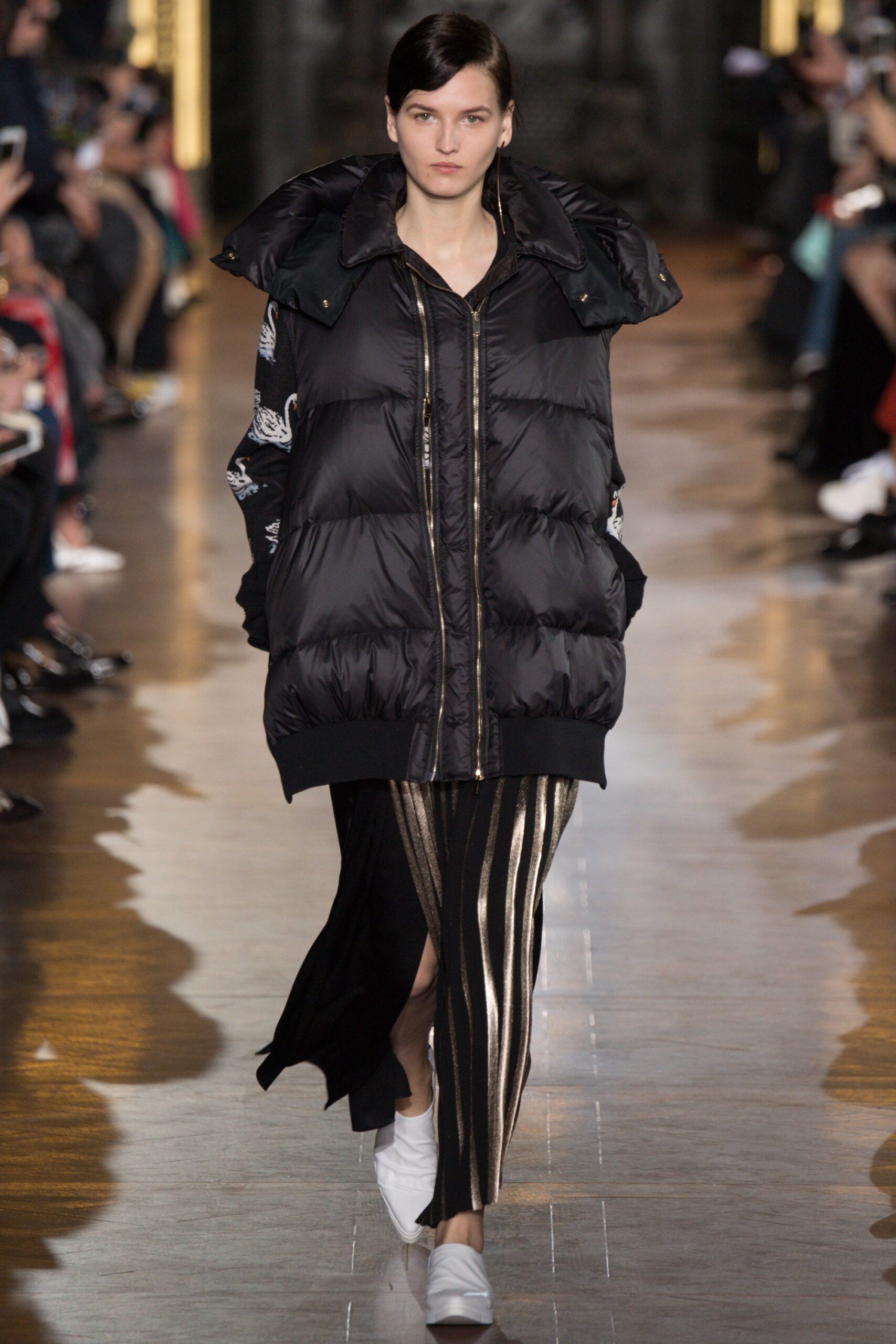 Stella McCartney F/W 16 Look 14