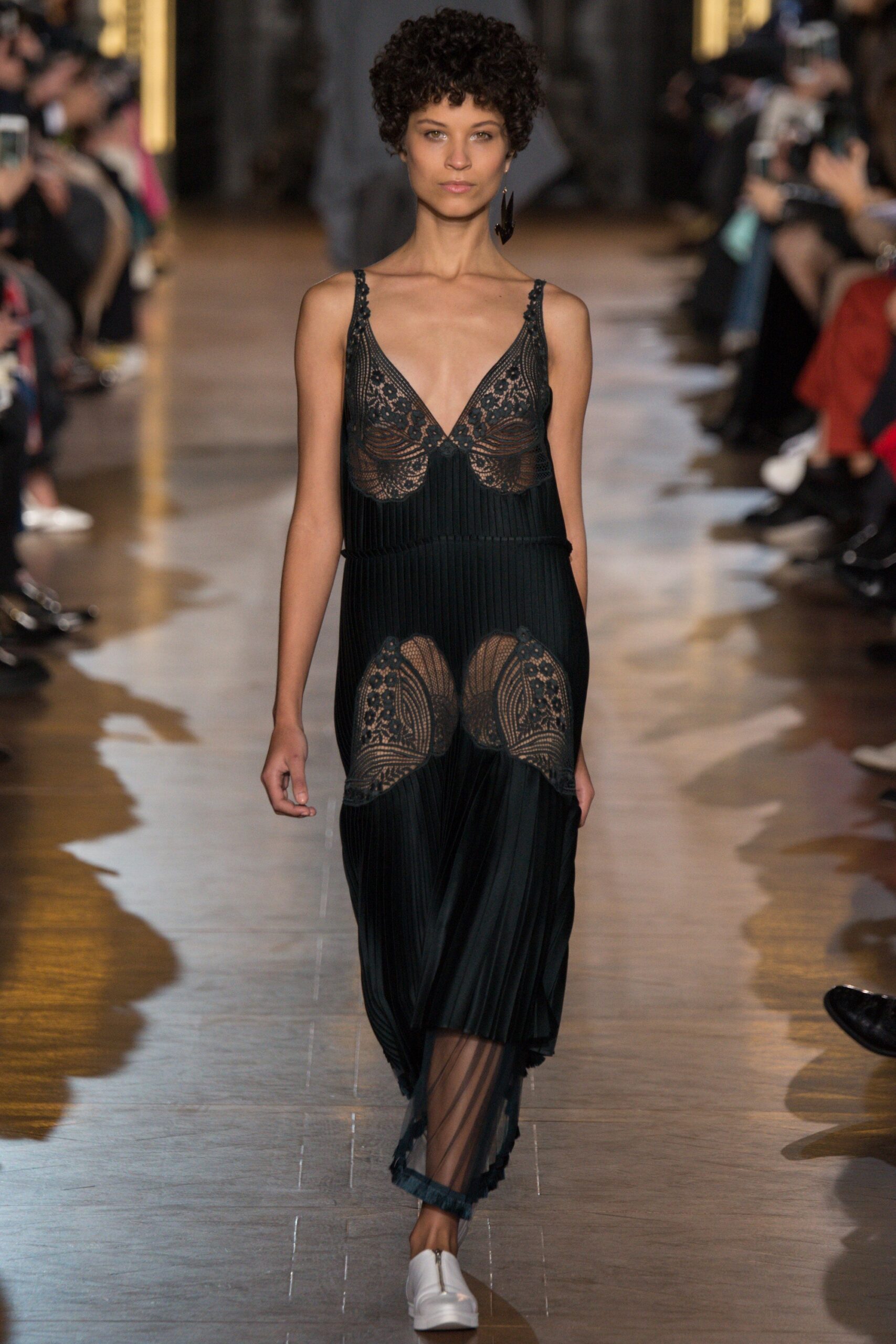 Stella McCartney F/W 16 Look 31