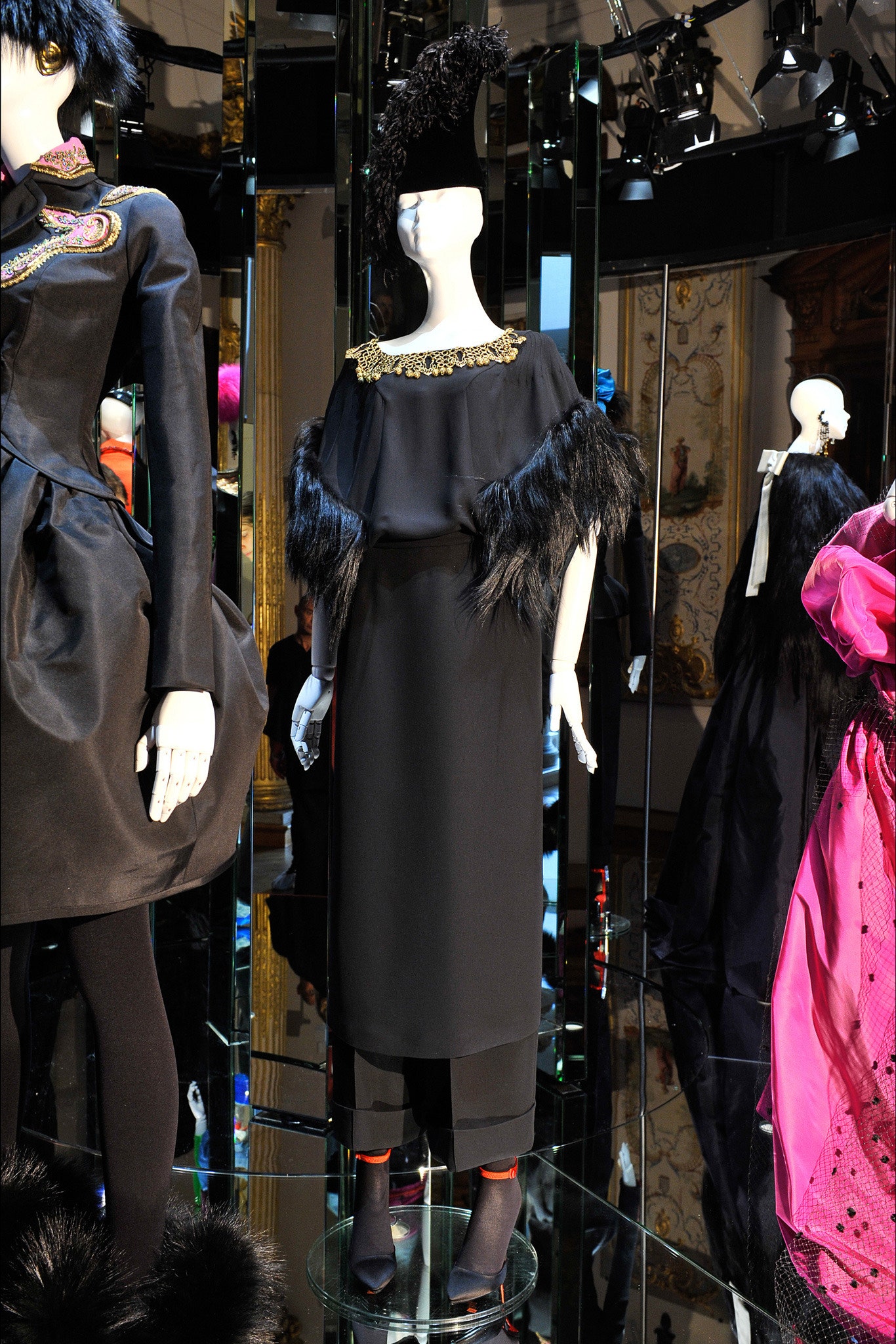 Schiaparelli F/W 13 Couture Look 17