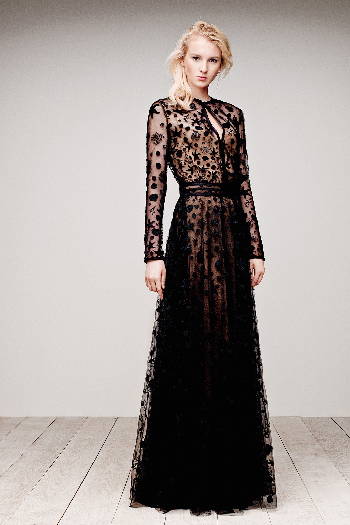 Tadashi Shoji Resort 15 Look 15