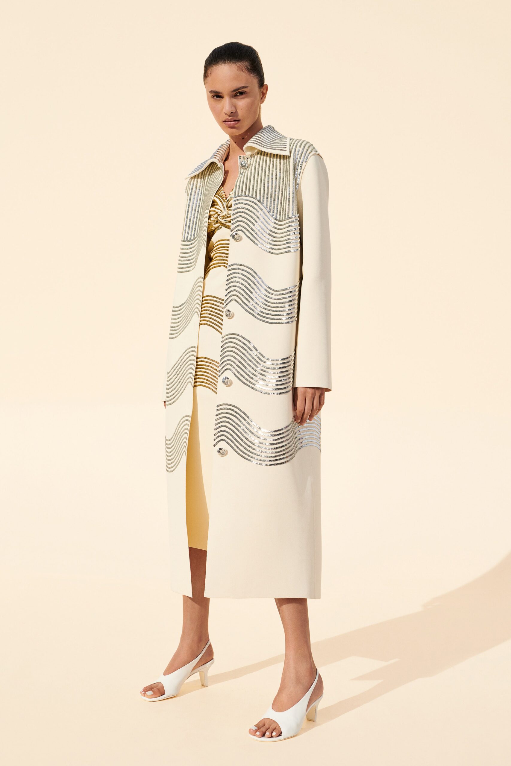 St. John Resort 22 Look 18