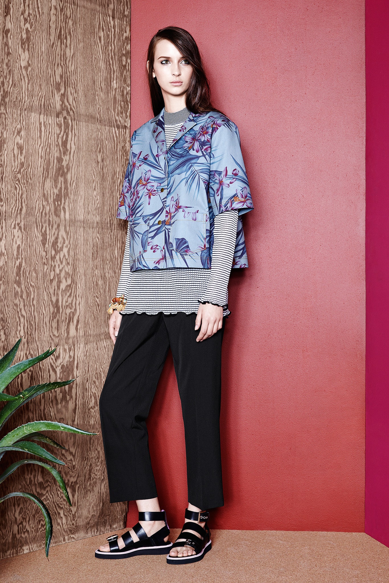 Suno Resort 2015